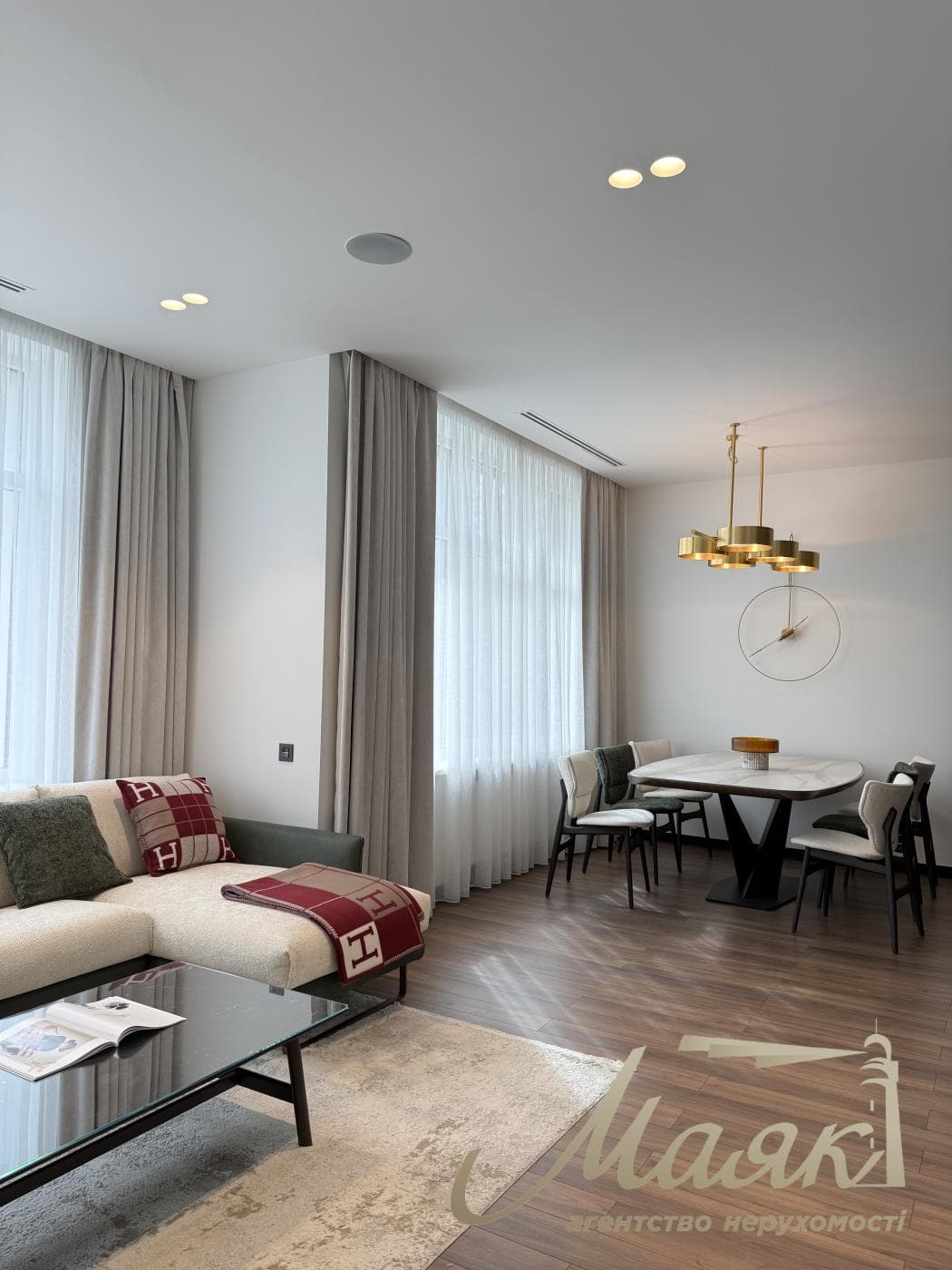 Продажа 3к квартиры 150м2 в ЖК Новопечерские липки, Драгомирова 17, Печерск, Киев