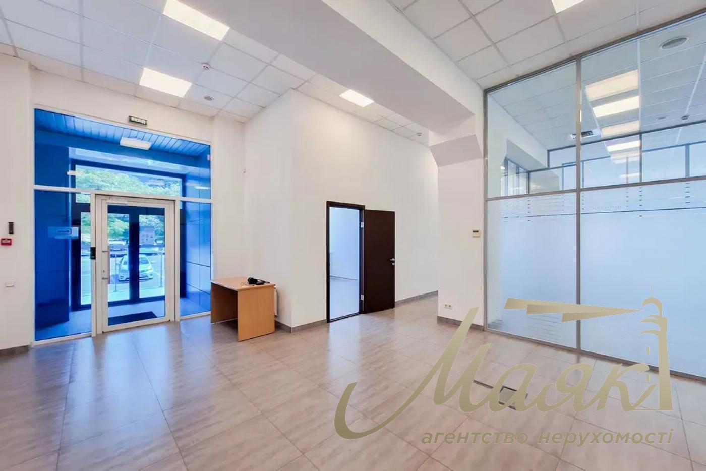 Аренда офиса 588м2 в бизнес-центре Victoria Park, пер. Ахтырский, Киев