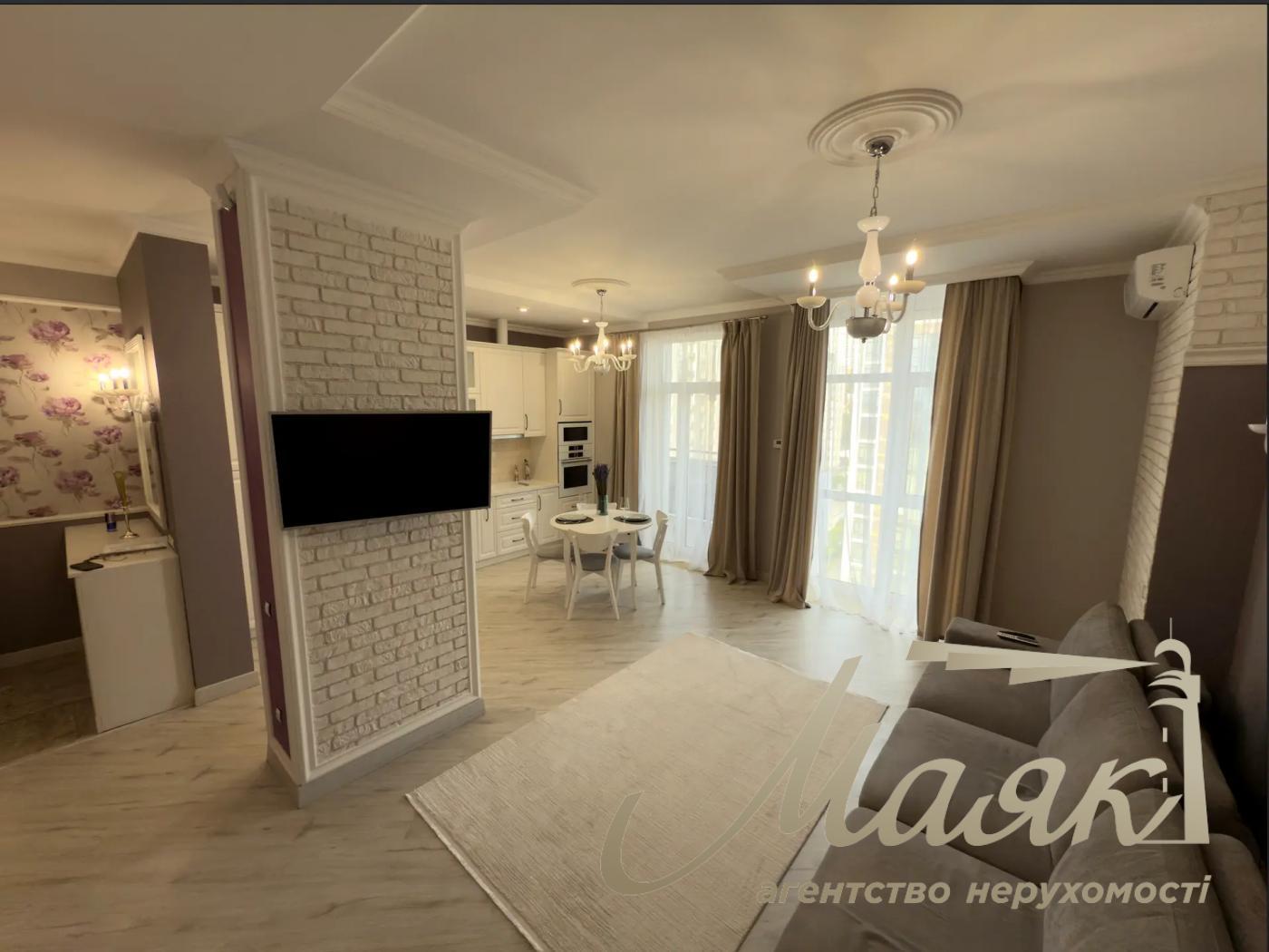 Оренда 1к квартири - студії 47м², вул. Філатова Академіка, Печерськ