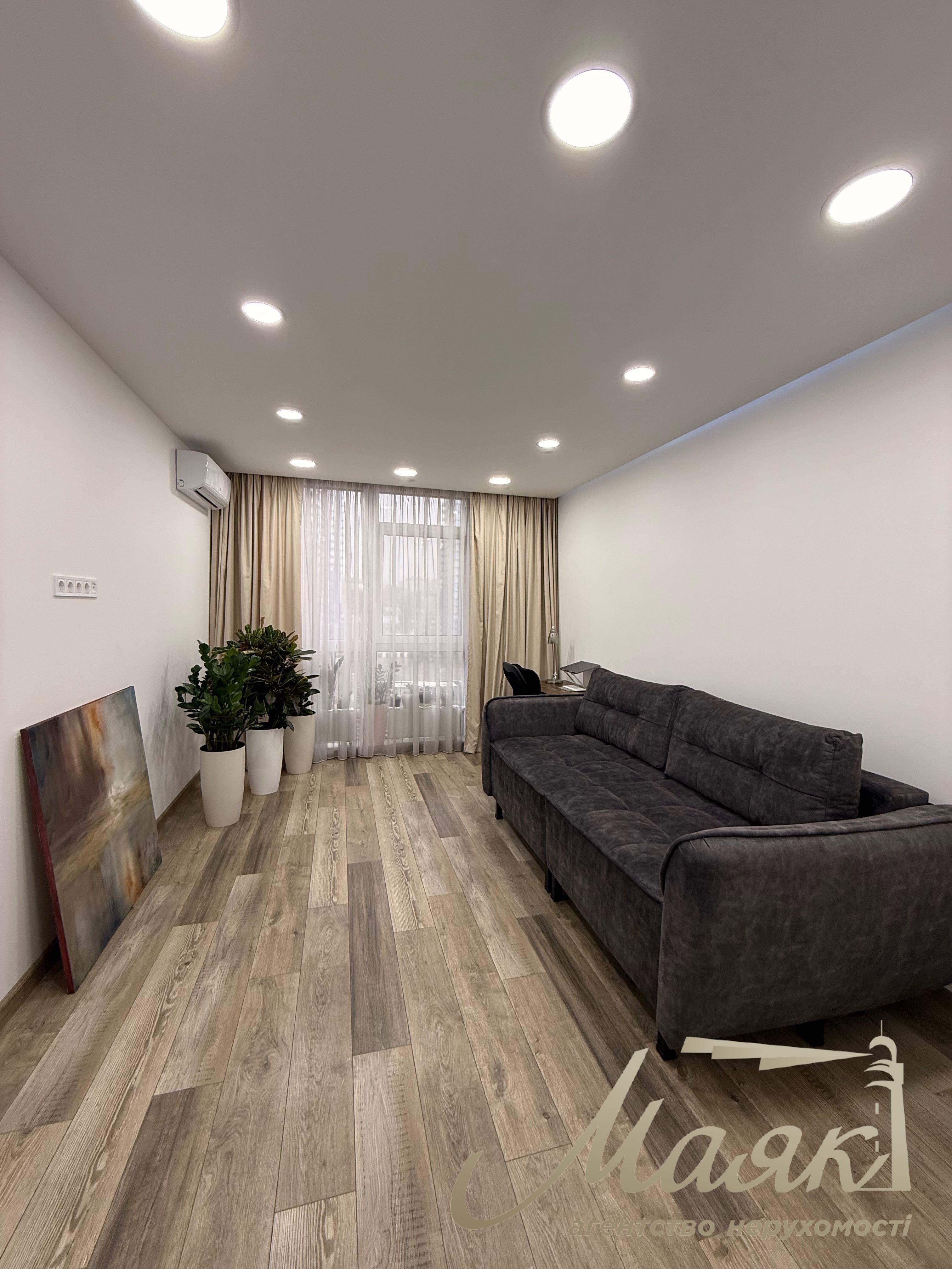 Продажа 3к. квартиры в ЖК Французкий квартал 2, ул. Маккейна, Печерский район