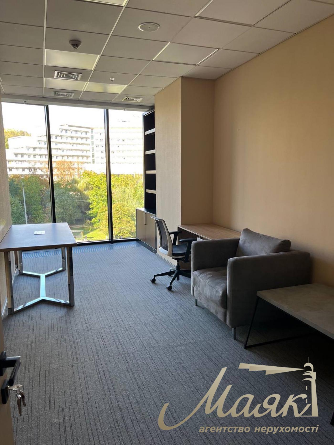 Office for rent 207m2 in BC IQ Bolsunovskaya str. 13-15, Pechersk