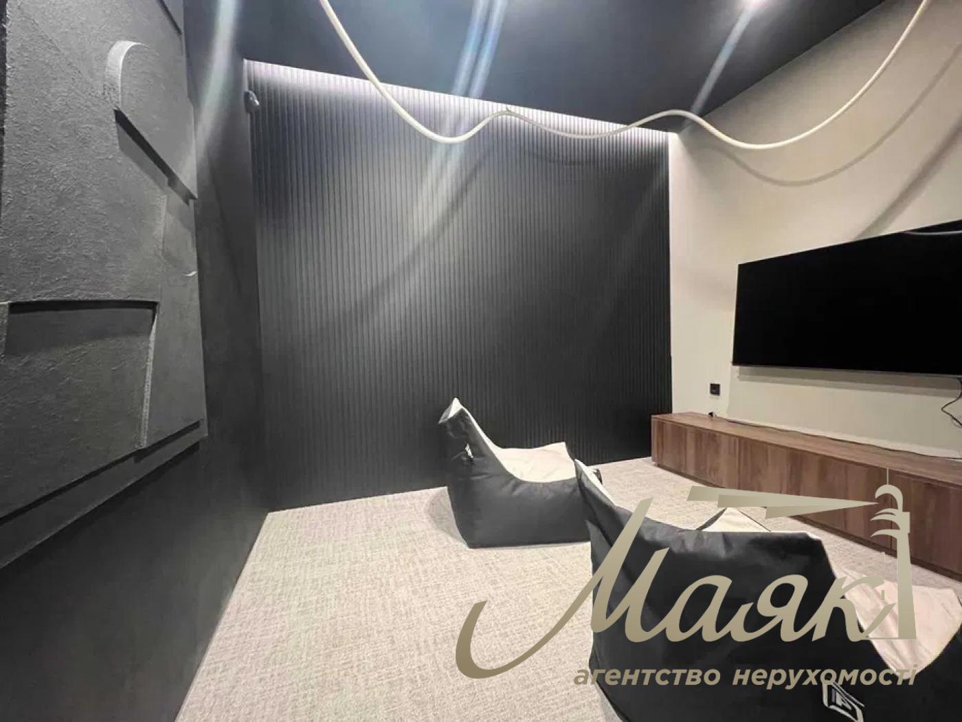 Оренда 2к квартири 62 м², ЖК Triiinity, Печерськ