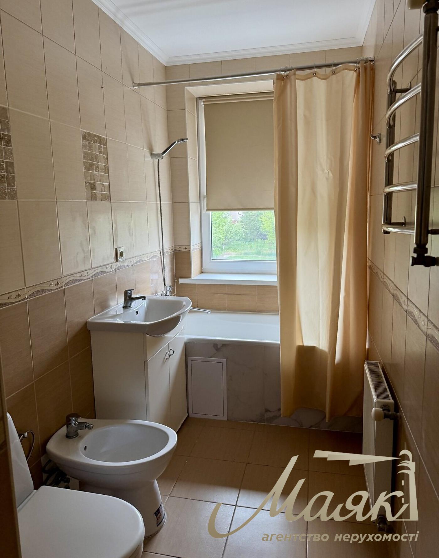 Оренда будинку 310м2 у селі Ходосівка