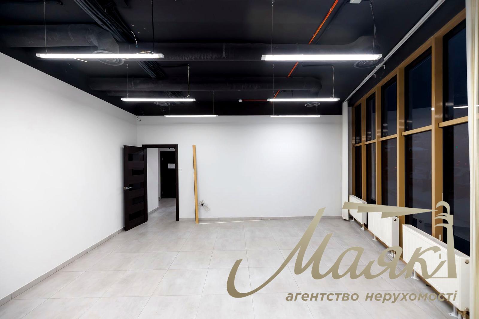 Office for rent 130 sq.m. in BC Hephaest, 99a Glubochitskaya str.