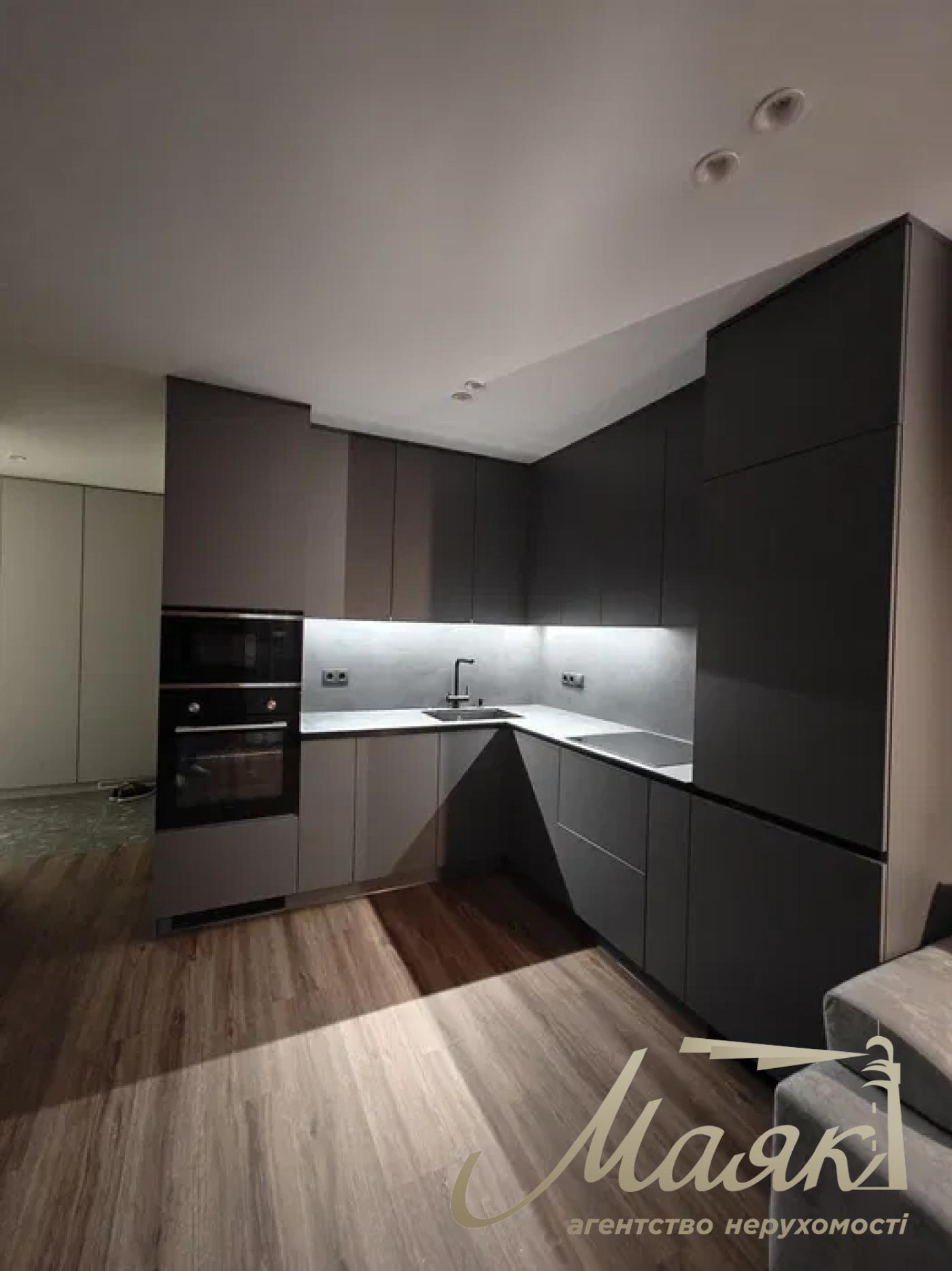 Продажа 2-комнатной квартиры ЖК ЛикоГрад, ул. Максимовича