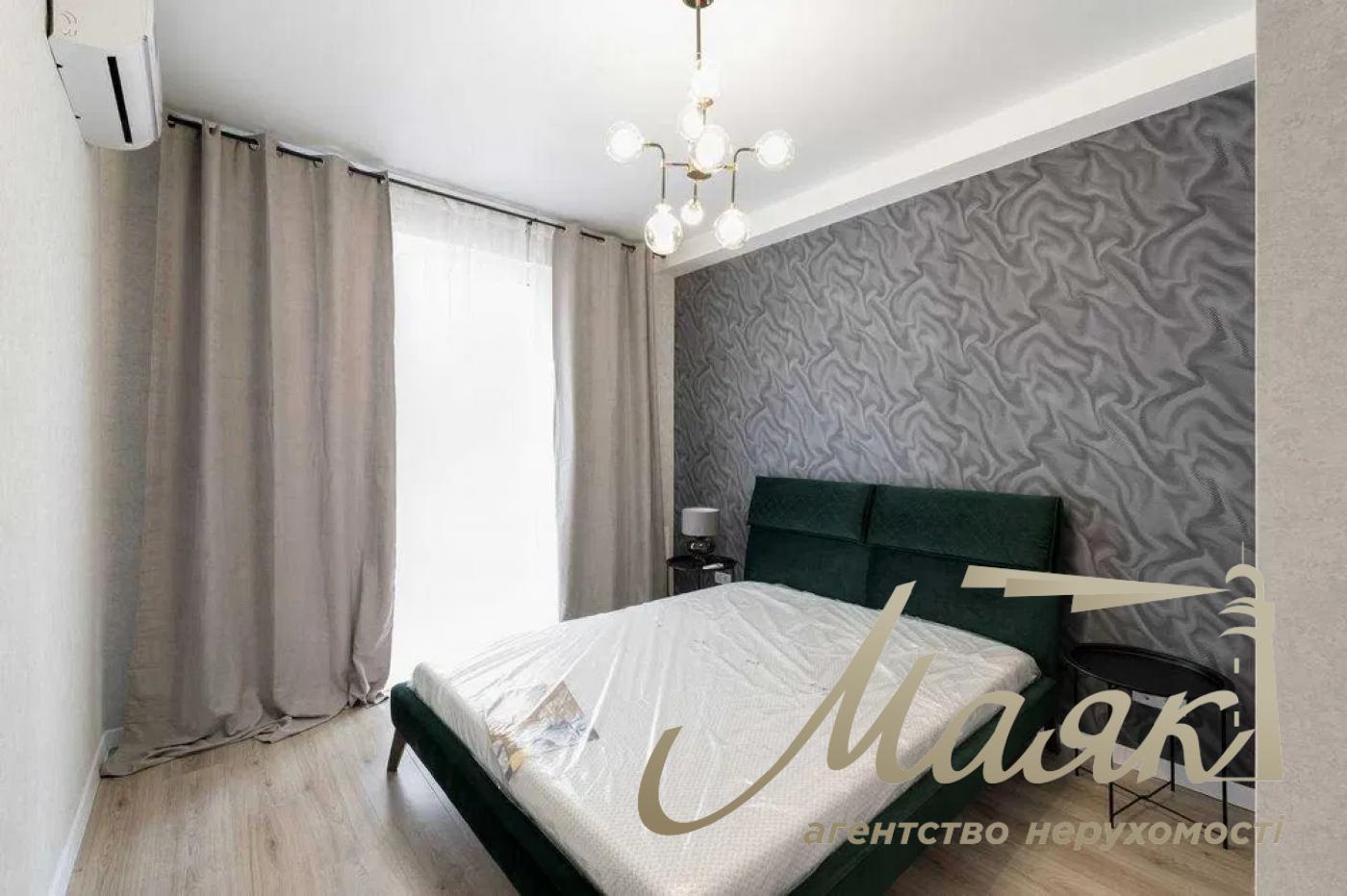 Продаж 1-кімнатної квартири в ЖК "Нова Англія", вул. Максимовича, Голосієво