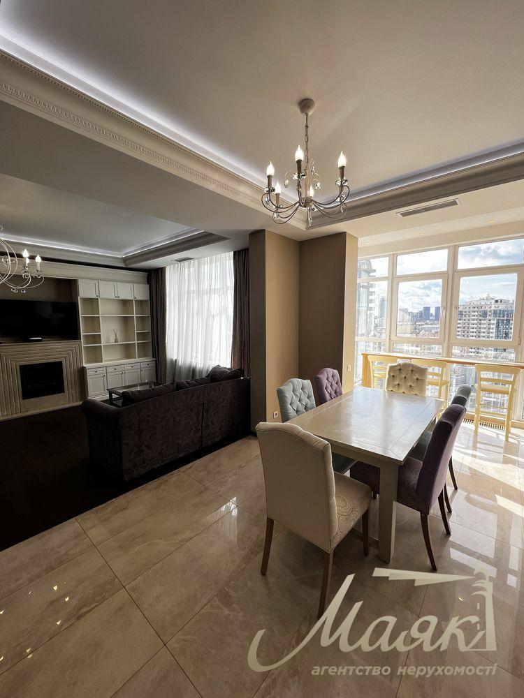 For sale 3-k apartment 120m2 in LCD "Novopecherskie Lipki" str. Andriy Verkhoglyada, 7, Pechersky district, Center.