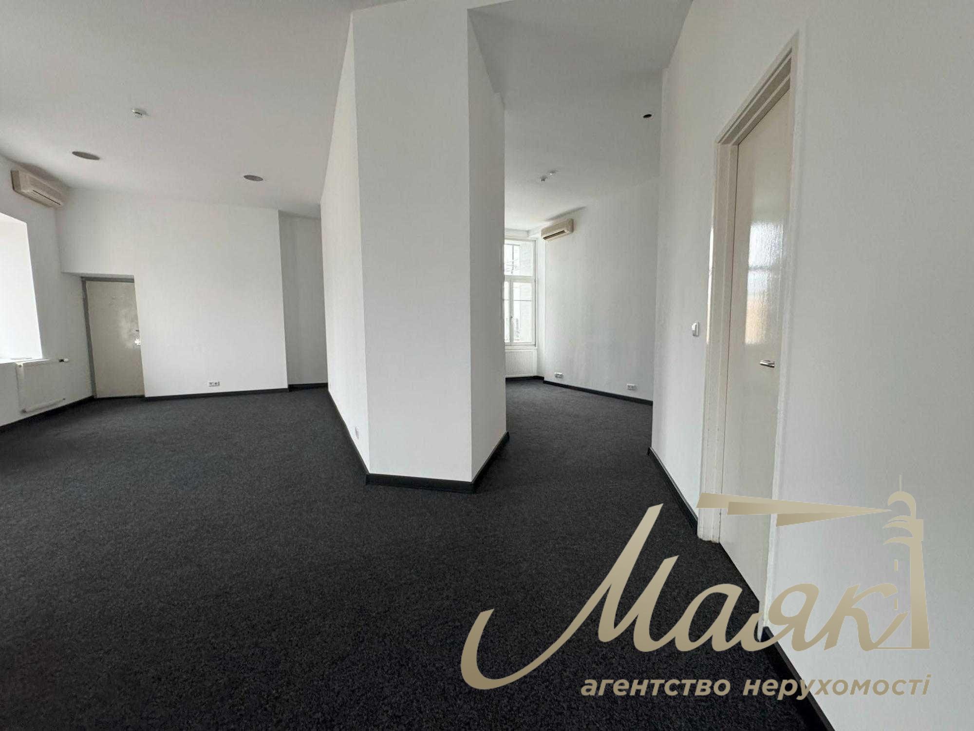 Аренда офисного помещения 650м2 в центре, пер. Музейный, Печерск