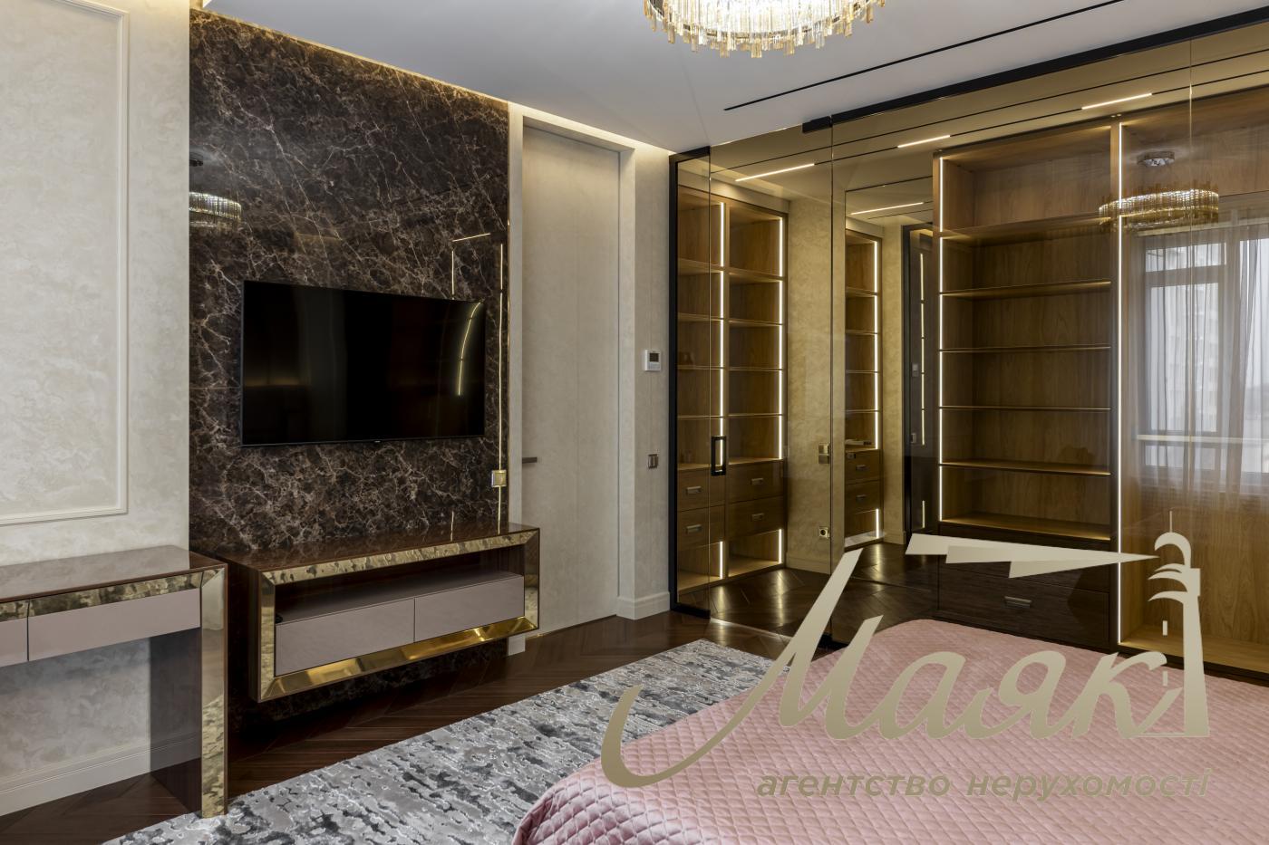 Продаж 3к квартири 122м2 в ЖК Бульвар Фонтанів, вул. Саперне Поле