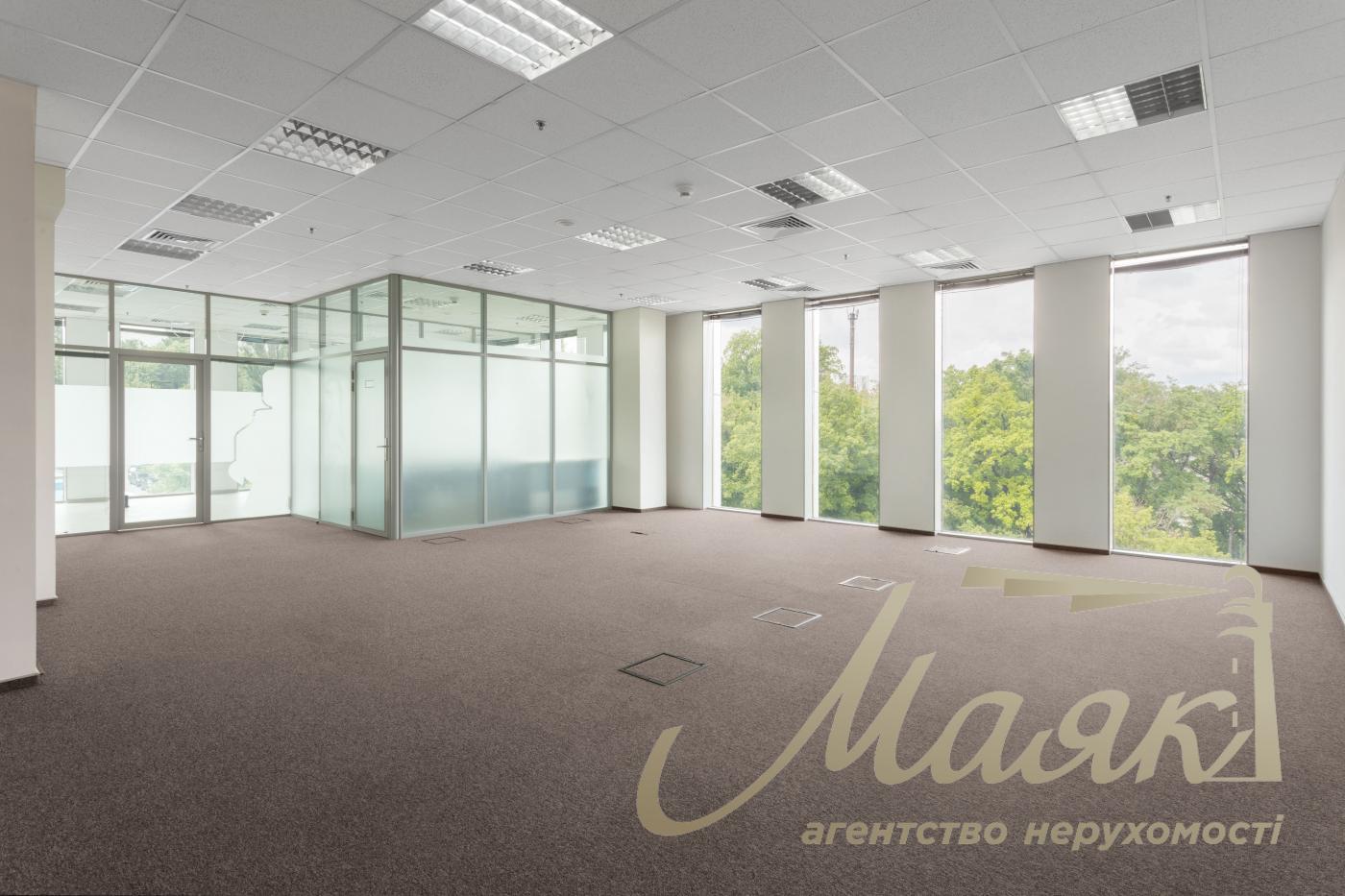 Office for rent 271m2 BC Horizon Park 12 Amosova str. Solomenka