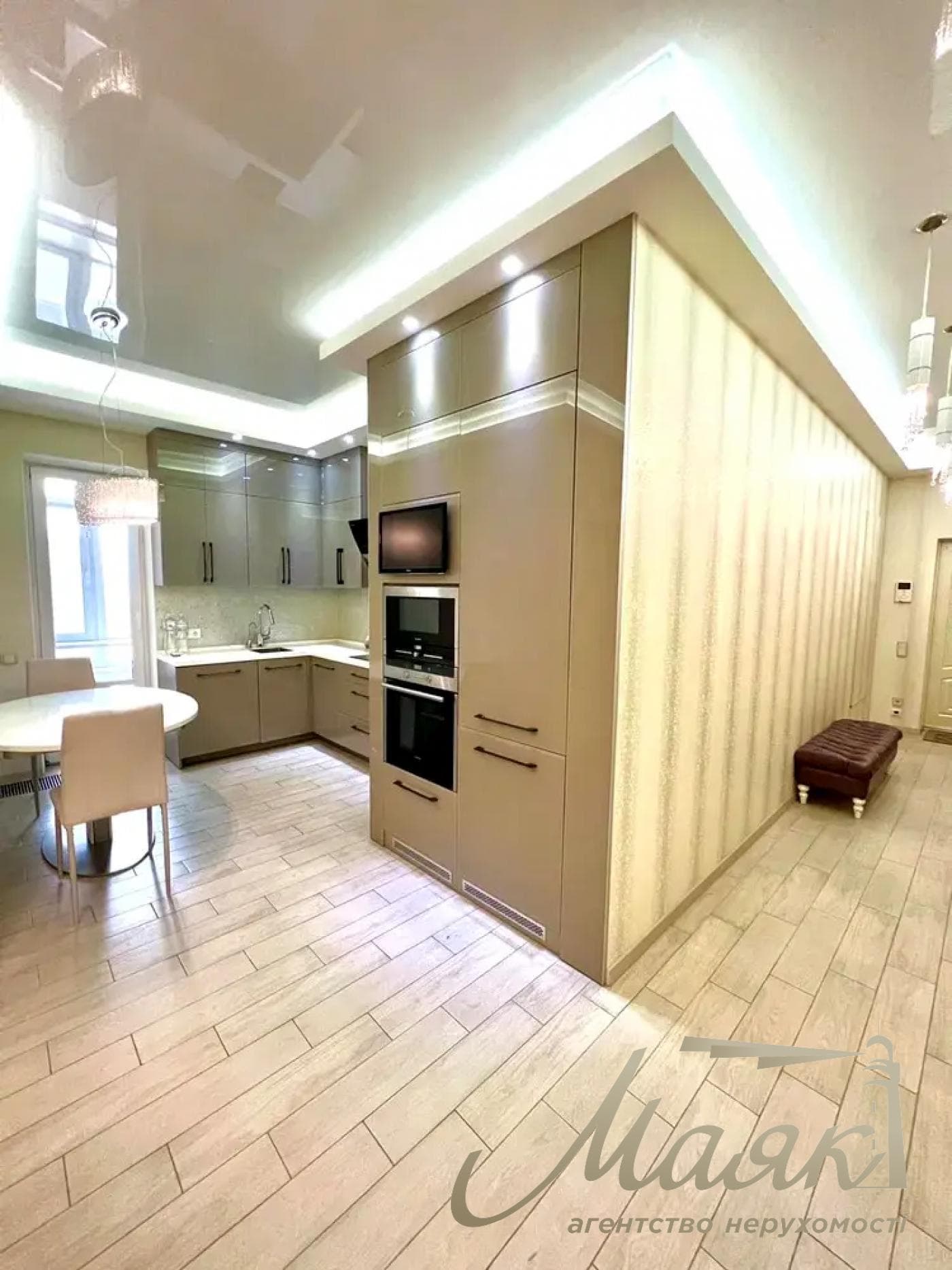 Оренда 3-кімнатної квартири у ЖК «Бульвар Фонтанів», 90 м²