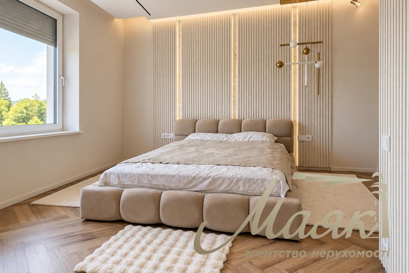Оренда двоповерхового будинку площею 274 м² у Лесниках поруч із Equides Club
