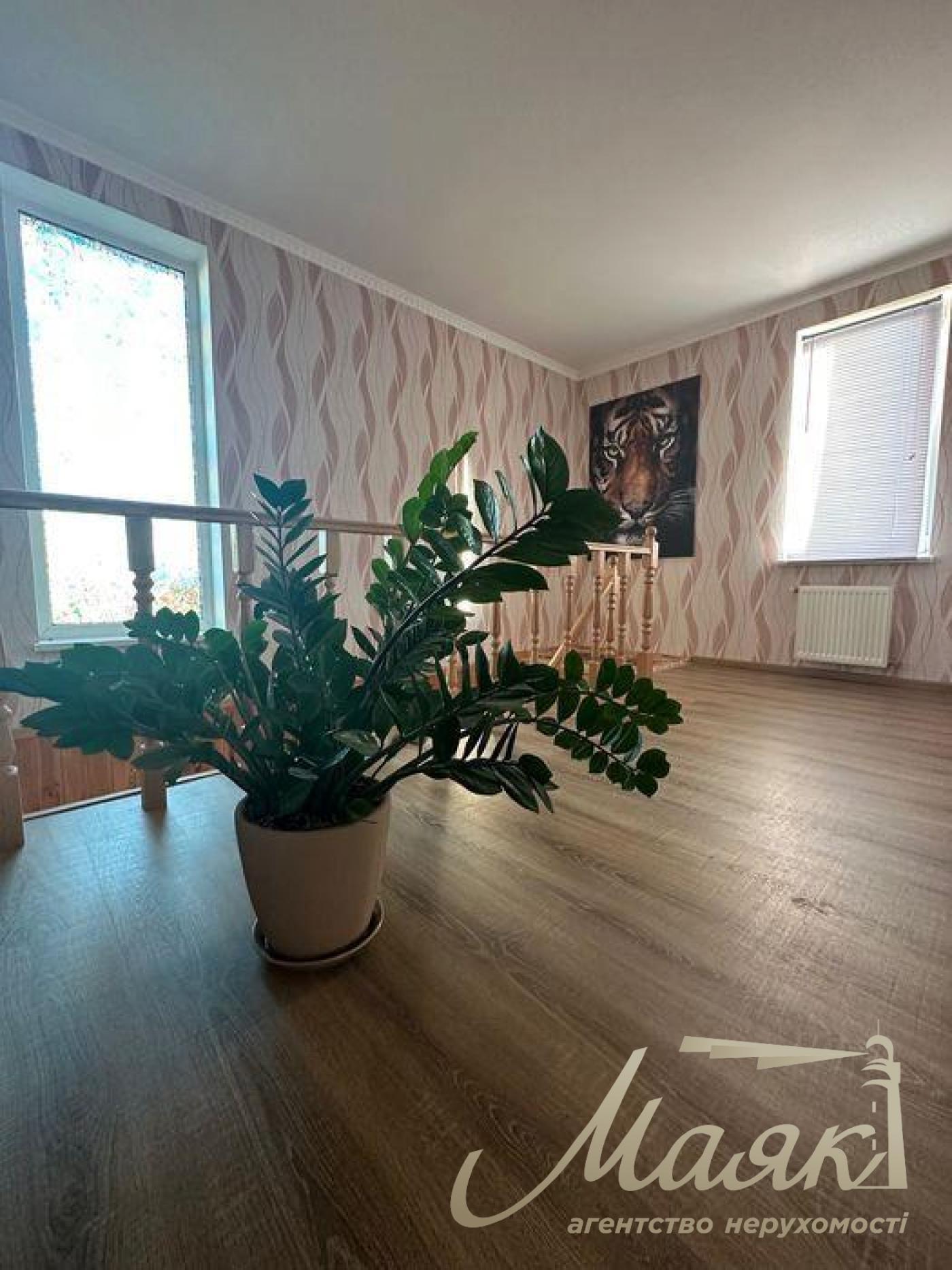 Продаж 2х-поверхового будинку 247м2 Київська область, Обухів, с. Лукавиця