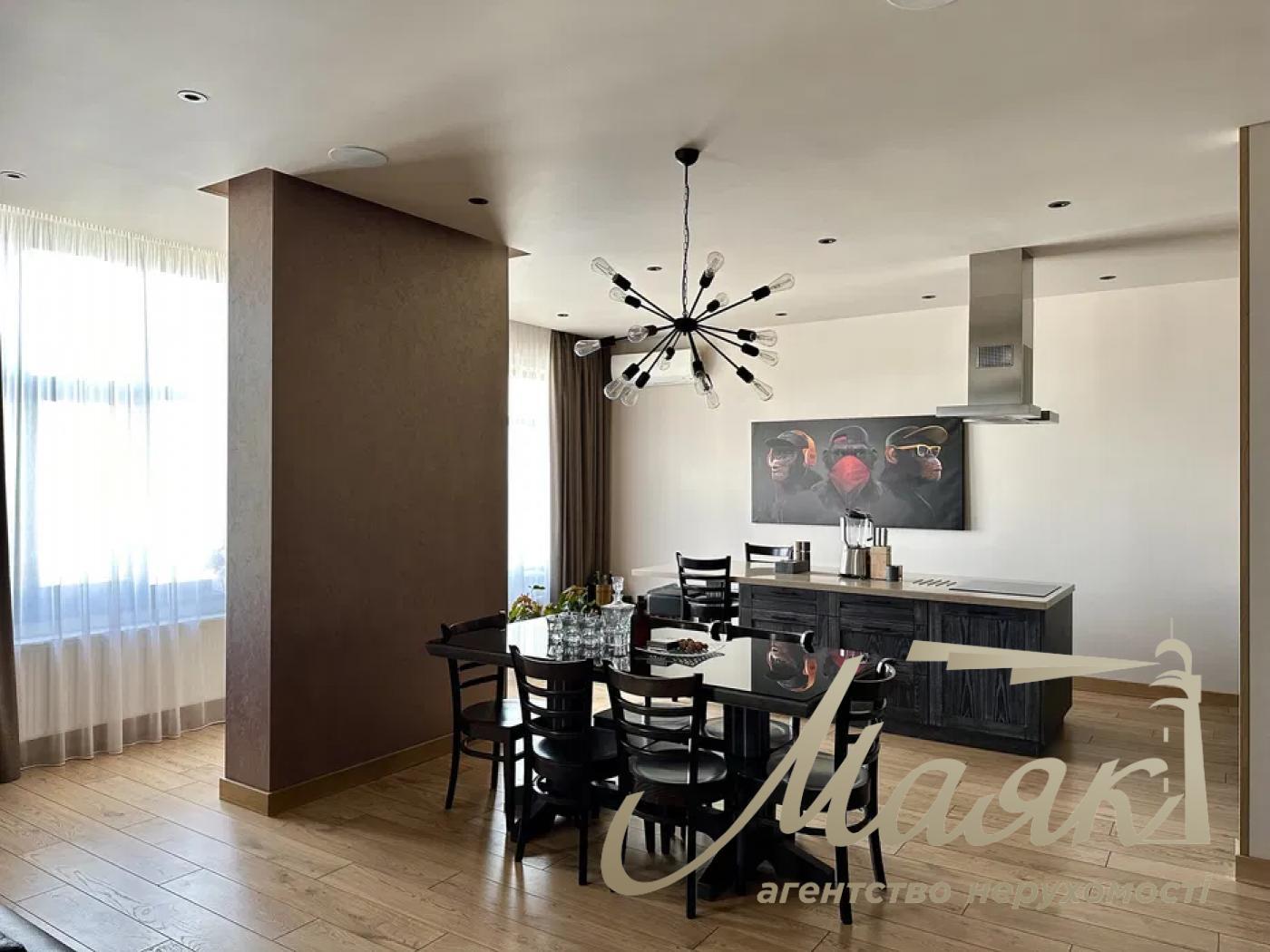 Продаж дворівневої 4к квартири вул. Коновальця, Печерськ