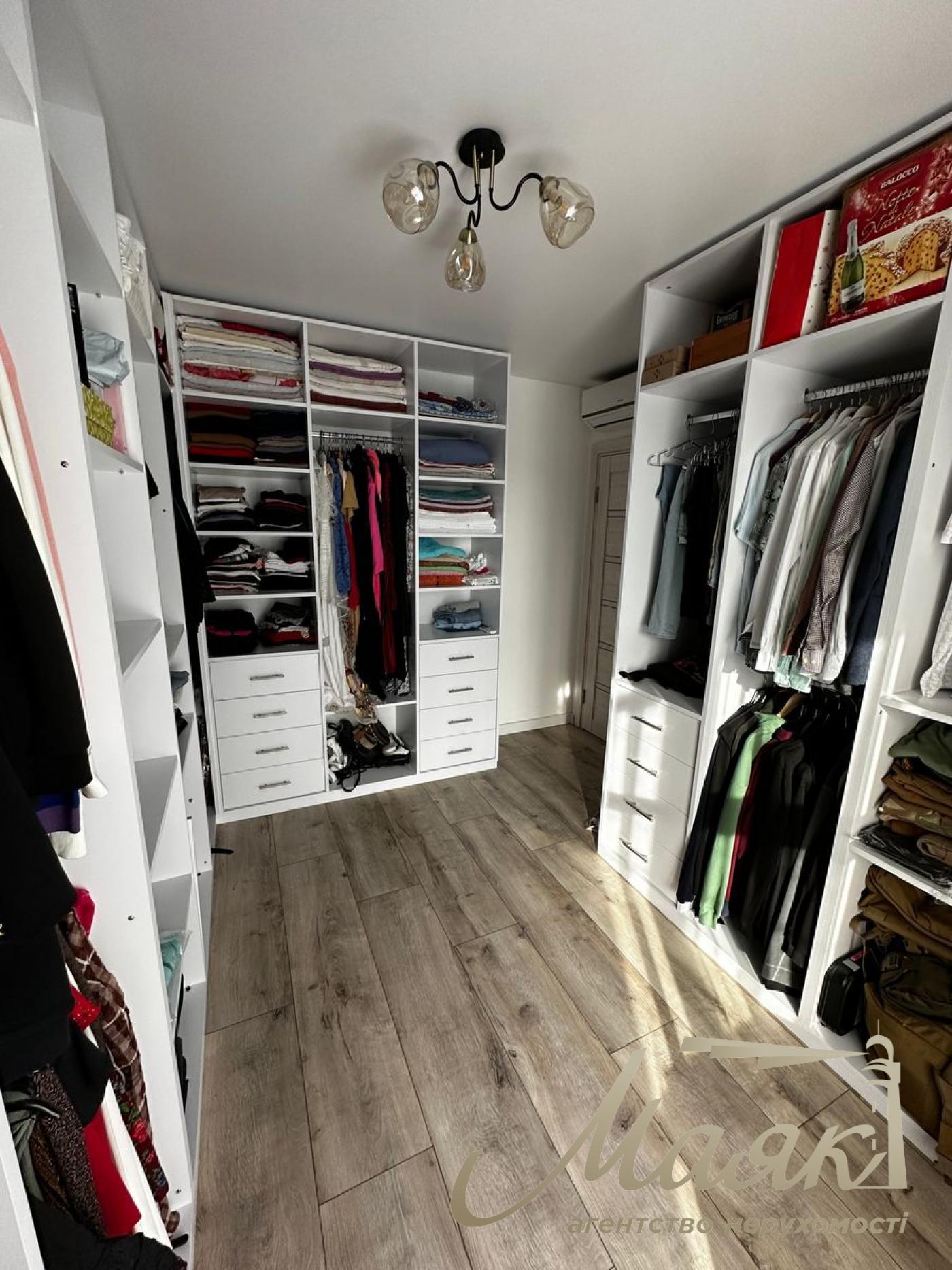 Продаж таунхауса Гатне 105м2