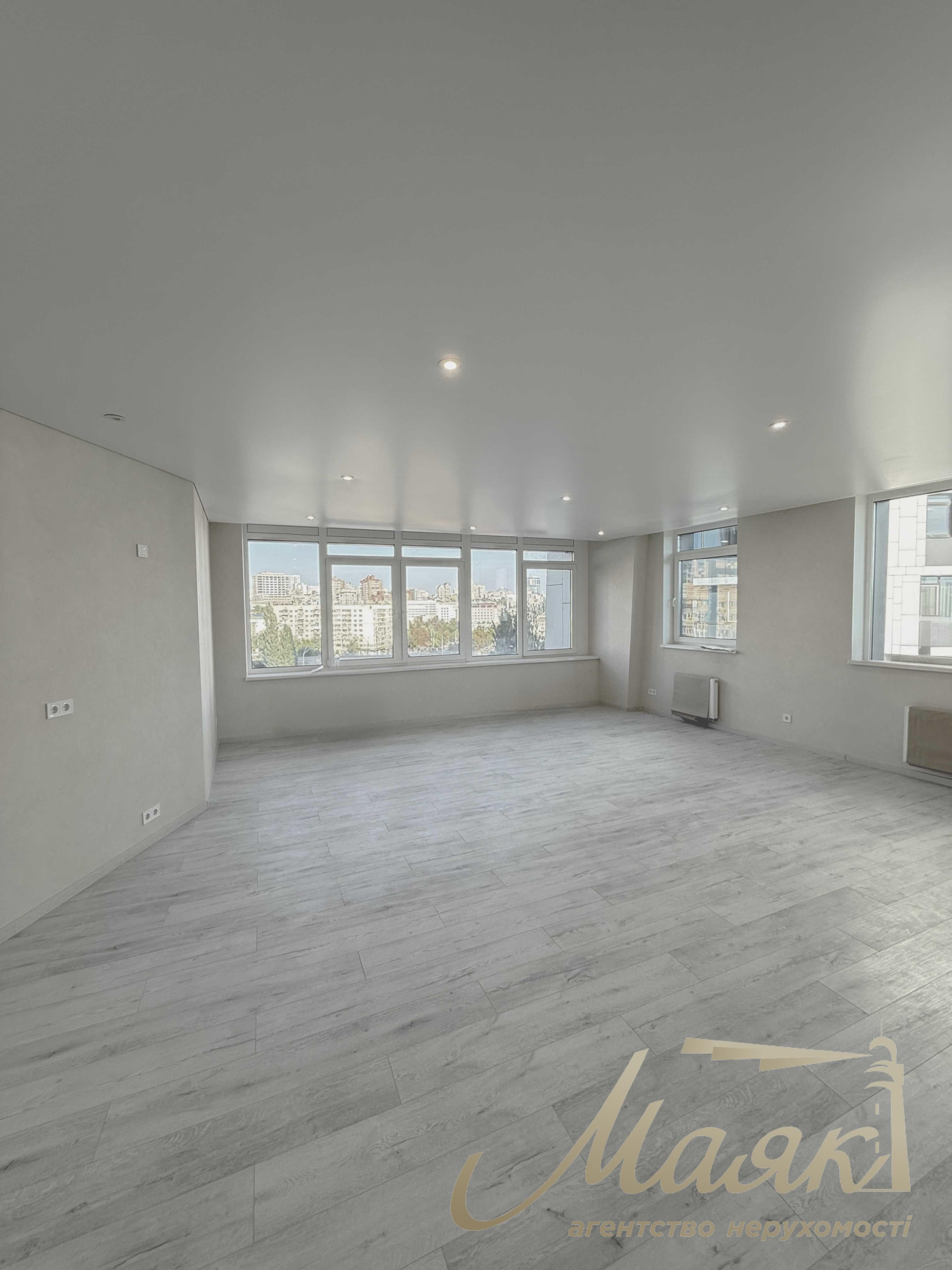 Оренда офісного приміщення площею 95 м² у ЖК «Manhattan City»