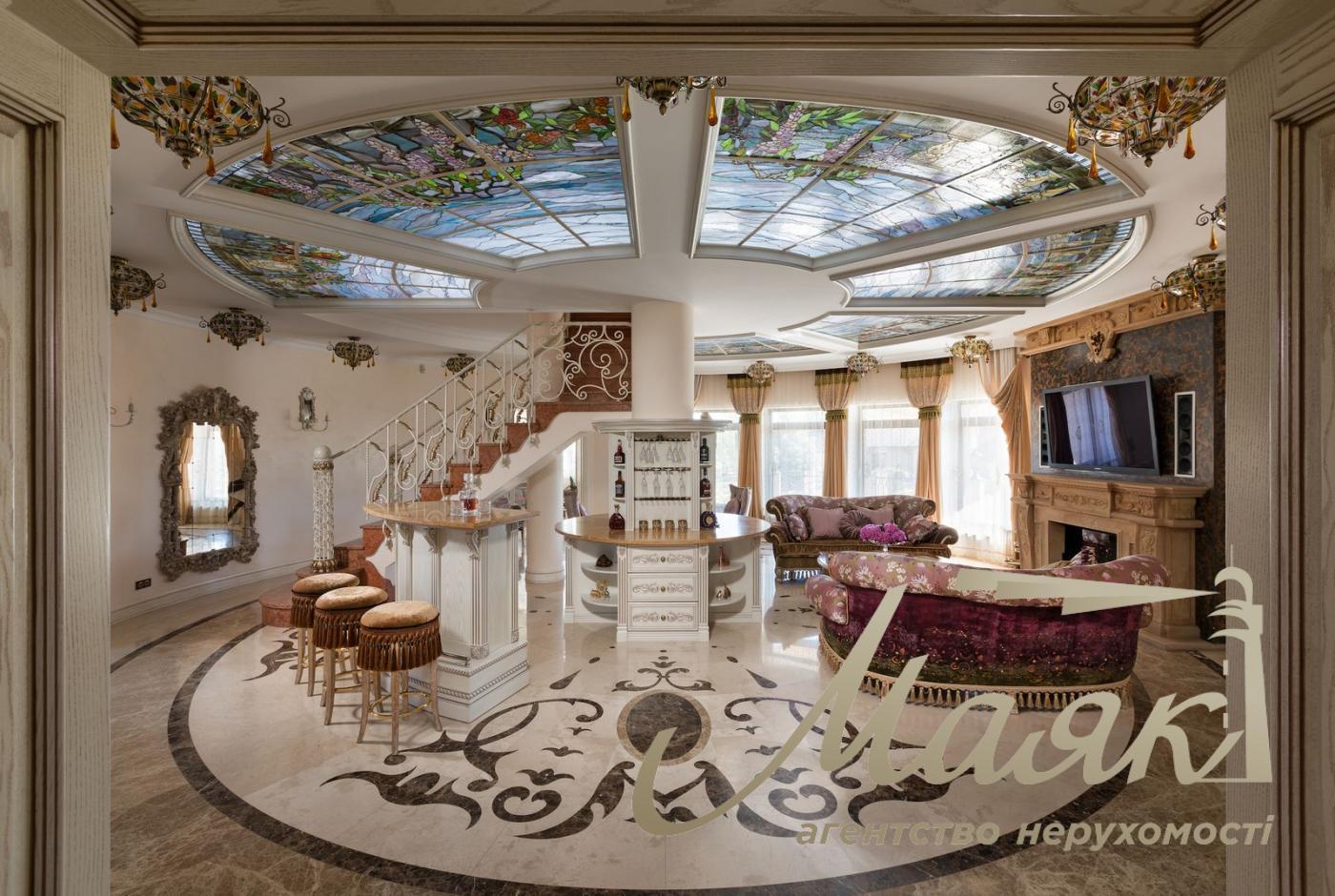 Продається резиденція в котеджному містечку "Конча - Заспа Озерна"