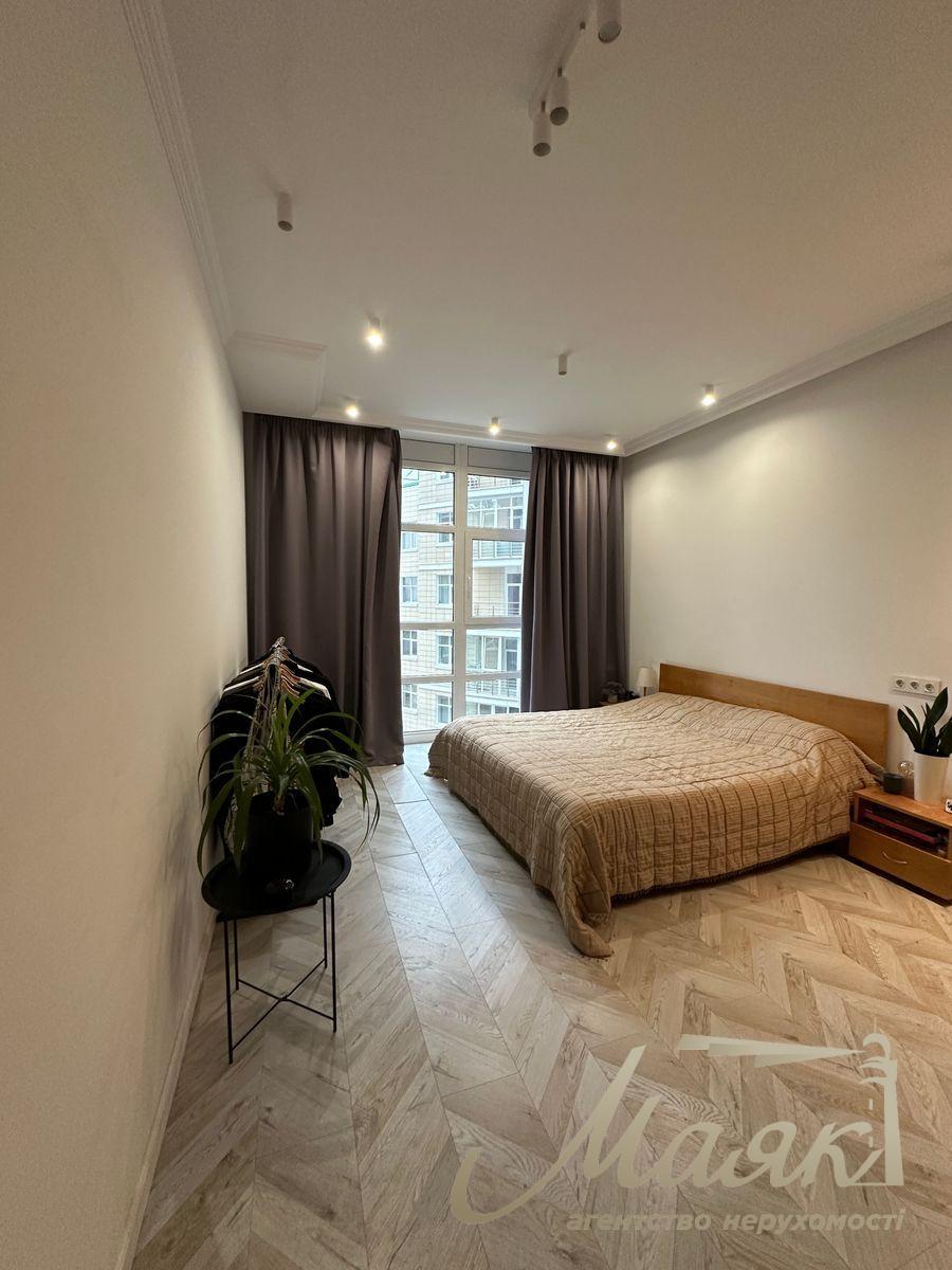 Продаж квартири в ЖК Французький квартал, Саперне Поле вул., 12