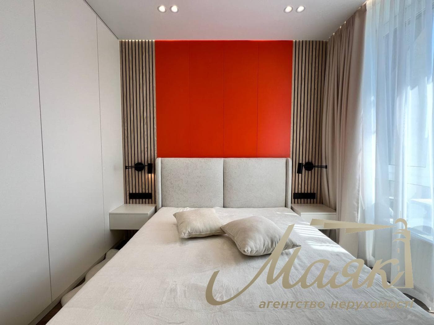 2-room apartment for sale, 40 m², Slavutich Residential Complex.