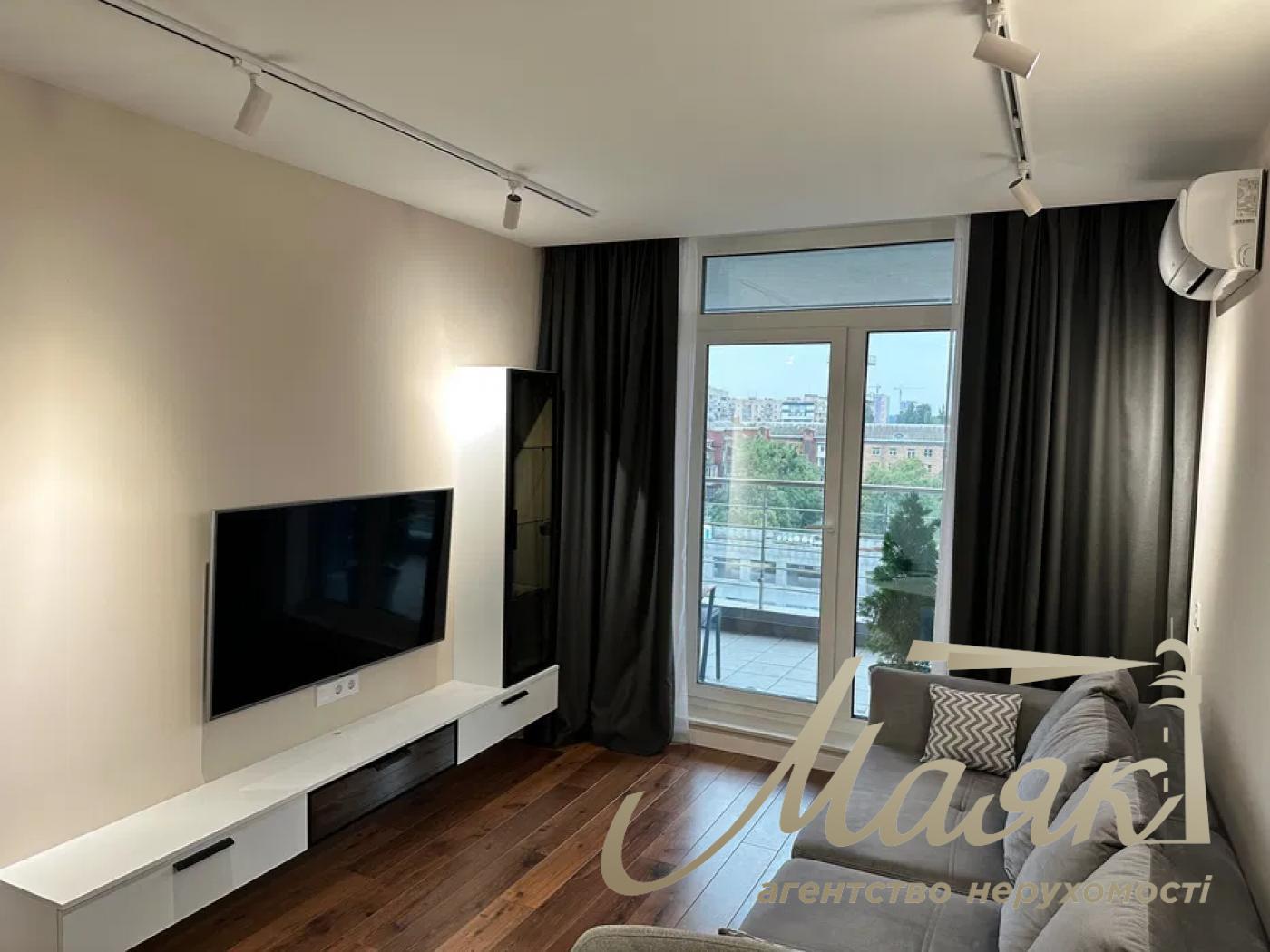 Оренда 2к квартири 45 м², ЖК Central Park, метро Либідська