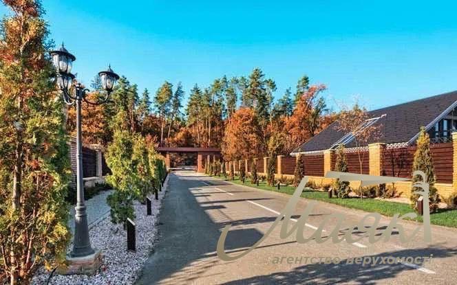 Продаж будинку 406м2 у с.Лісники, КМ "Хутір Ясний", Обухівський напрямок, Київська область.