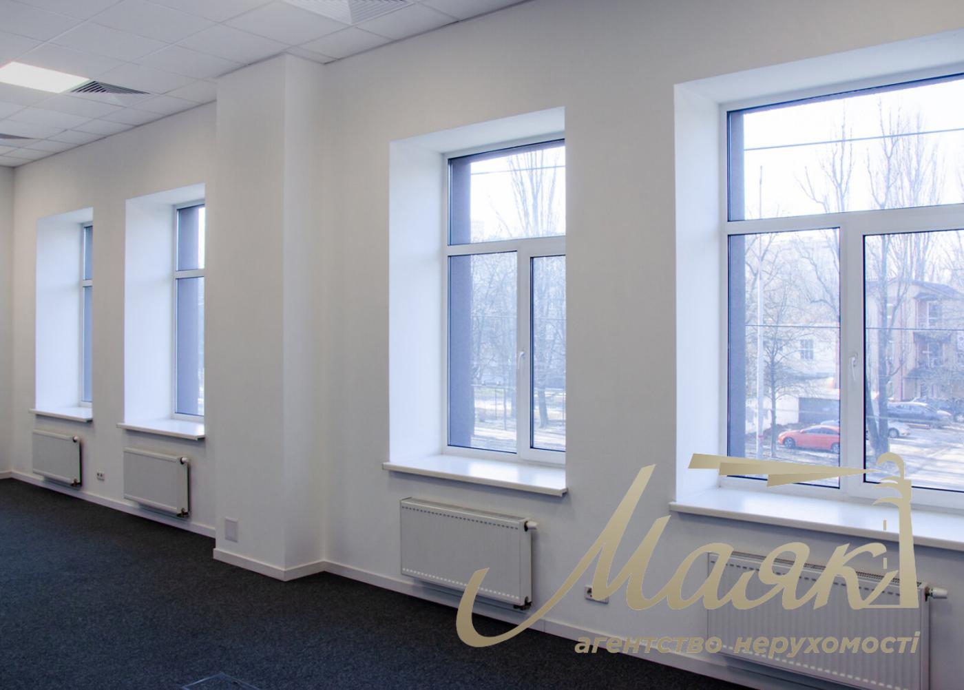 Оренда офісу 1390 м2 West Side вул. Олени Теліги, 6, Дорогожичі