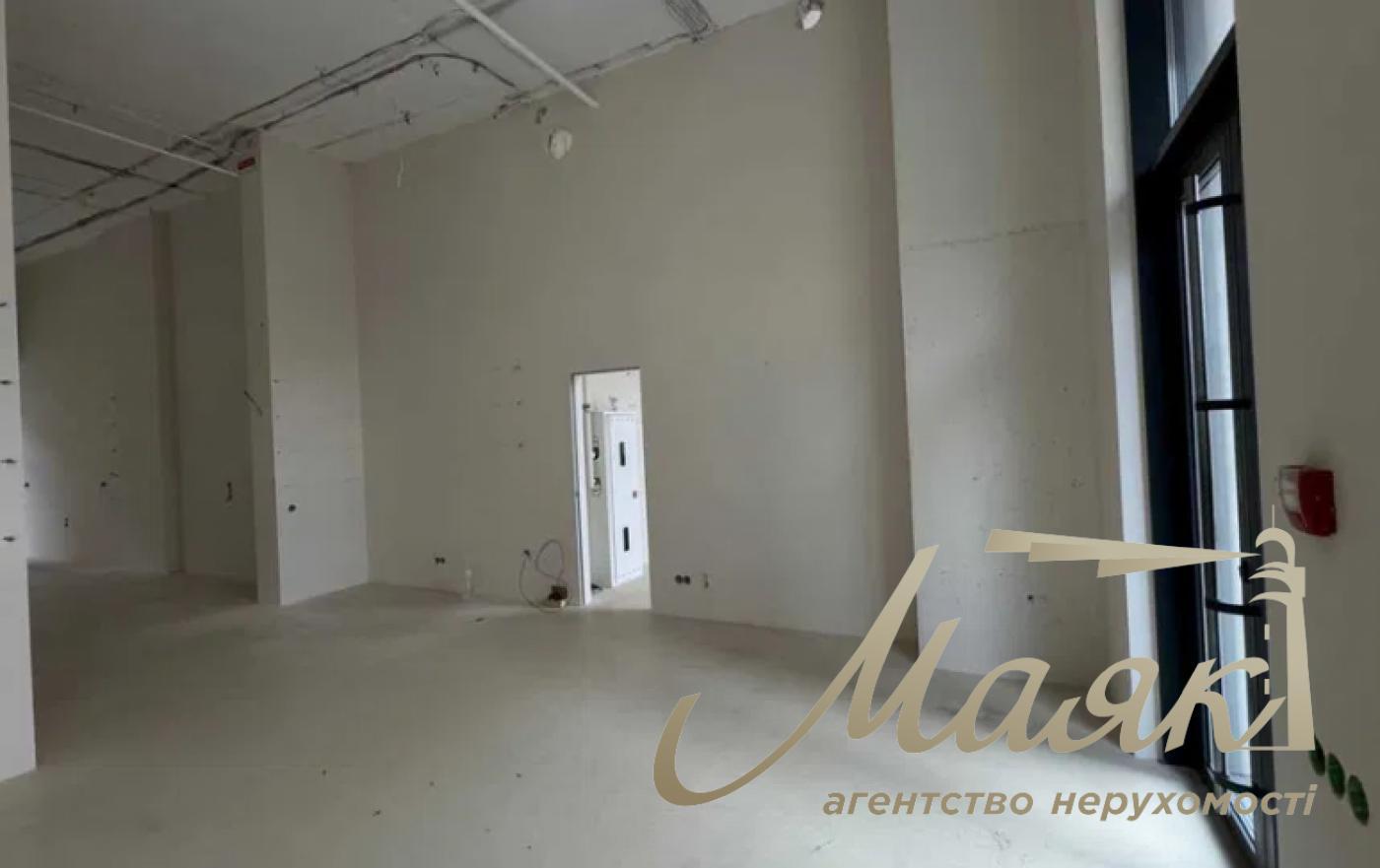 Оренда фасадного приміщення 118м2 в ЖК "Ярославів Град" Золоті Ворота
