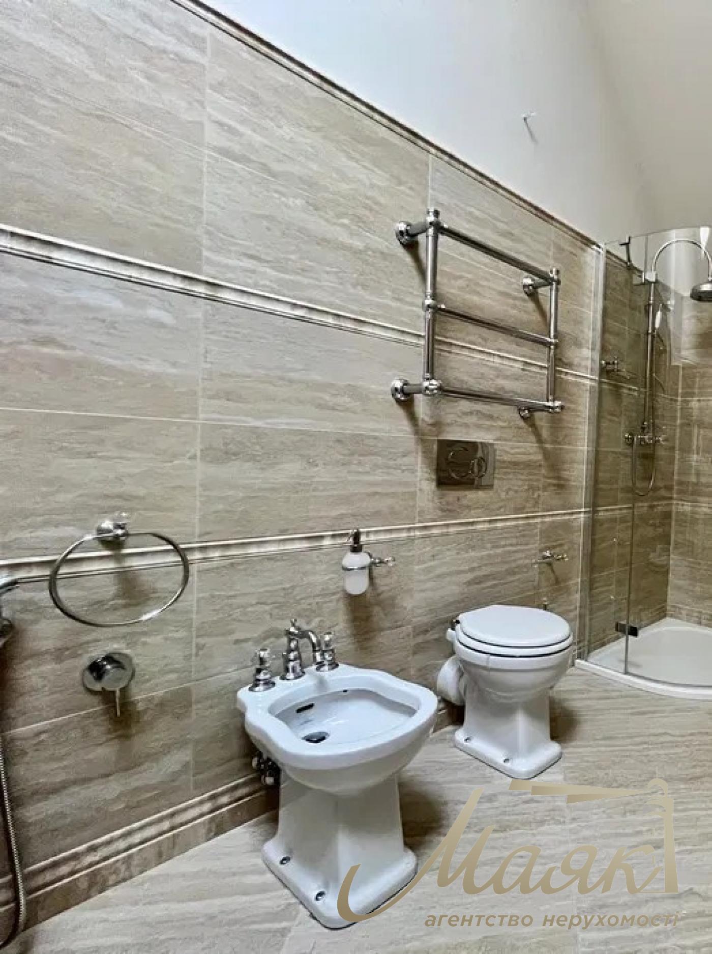 Продаж будинку з ремонтом у лісі, Рудики, Обухівський район, Конча-Заспа. Ділянка 80 соток.