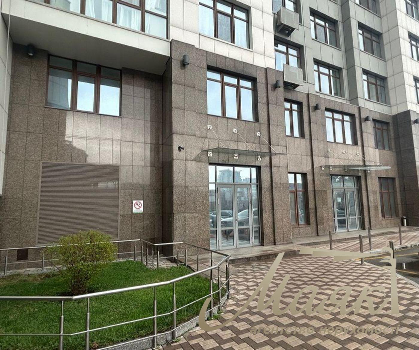 Оренда фасадного приміщення ЖК Новопечерські Липки, вул. Драгомирова (Верхогляда)