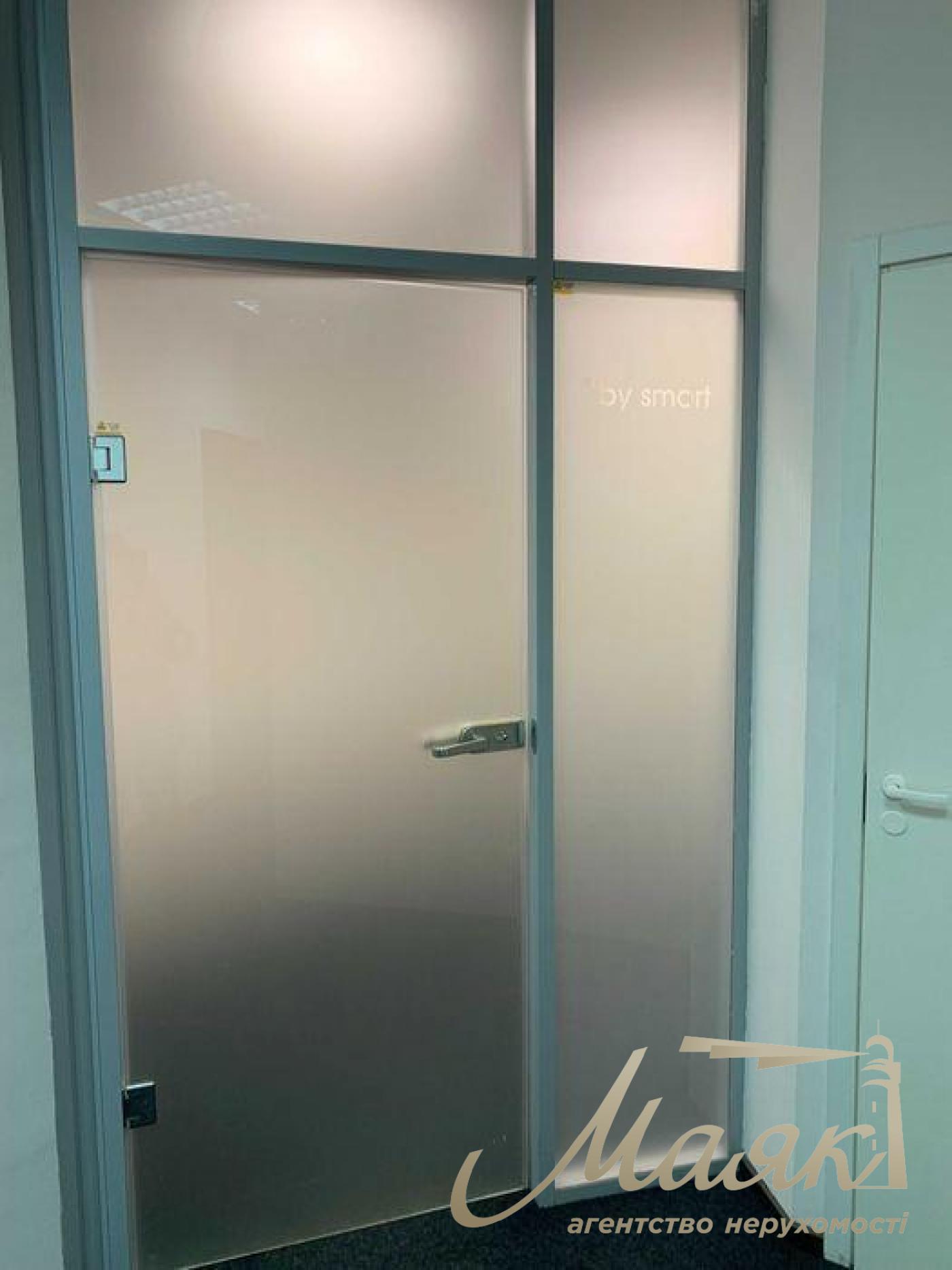 Продаж офісного приміщення 70 м.кв., Золоті Ворота, вул. Інститутська