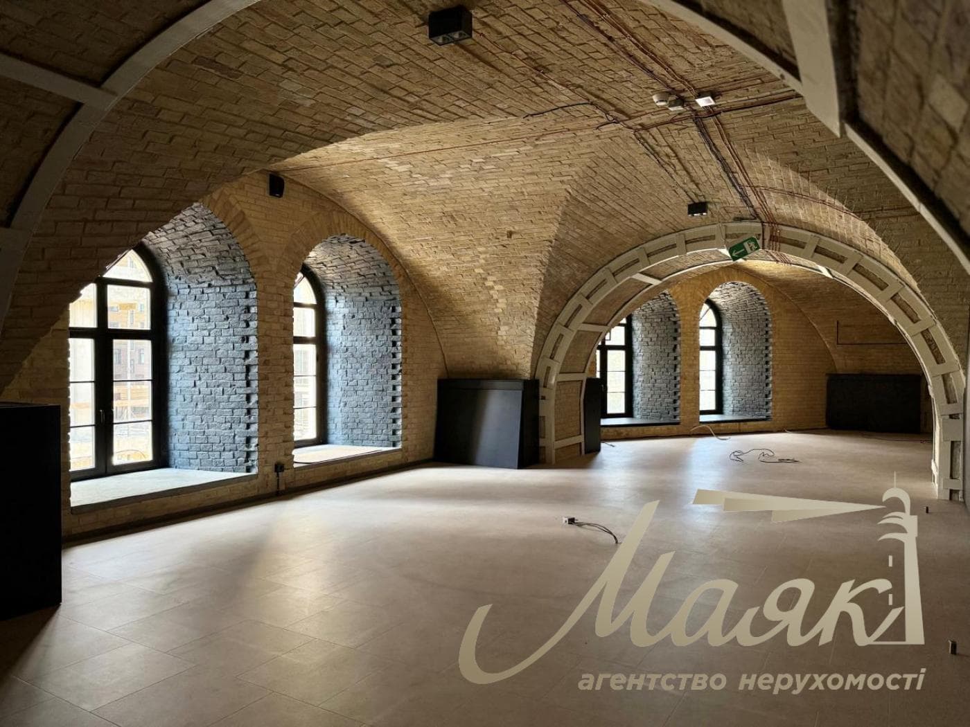 Оренда офісу площею 1 062,5 м², A-STATION, ст. м. Арсенальна, Печерськ