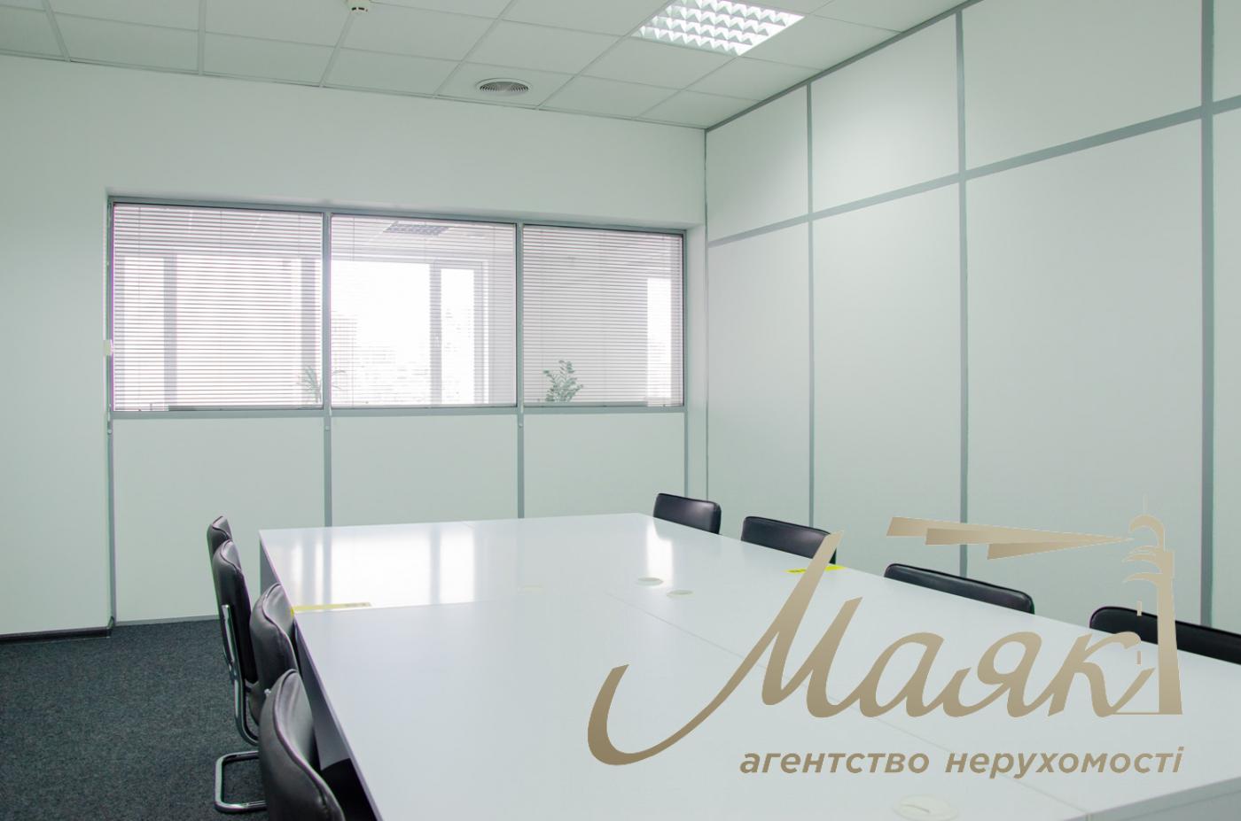 Аренда офиса 228м2 БЦ Business City ул. Пимоненка 13 Лукяновка