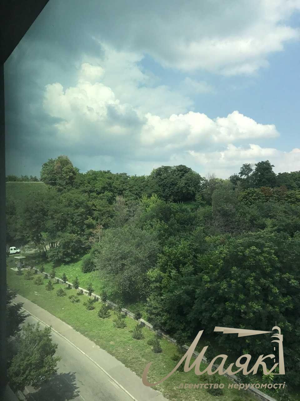 Продаж 5к квартири в клубному будинку вул. Редутна, Печерськ