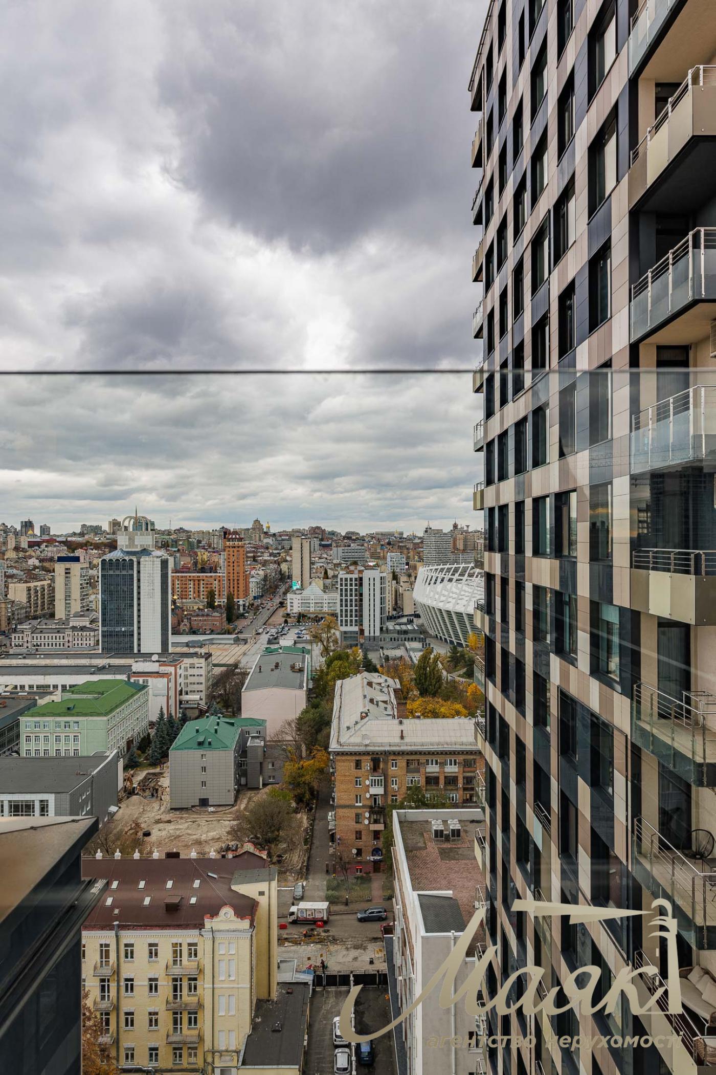 Продажа видовой 3-комнатной квартиры в ЖК Tetris Hall, ул. Ивана Федорова, 2а