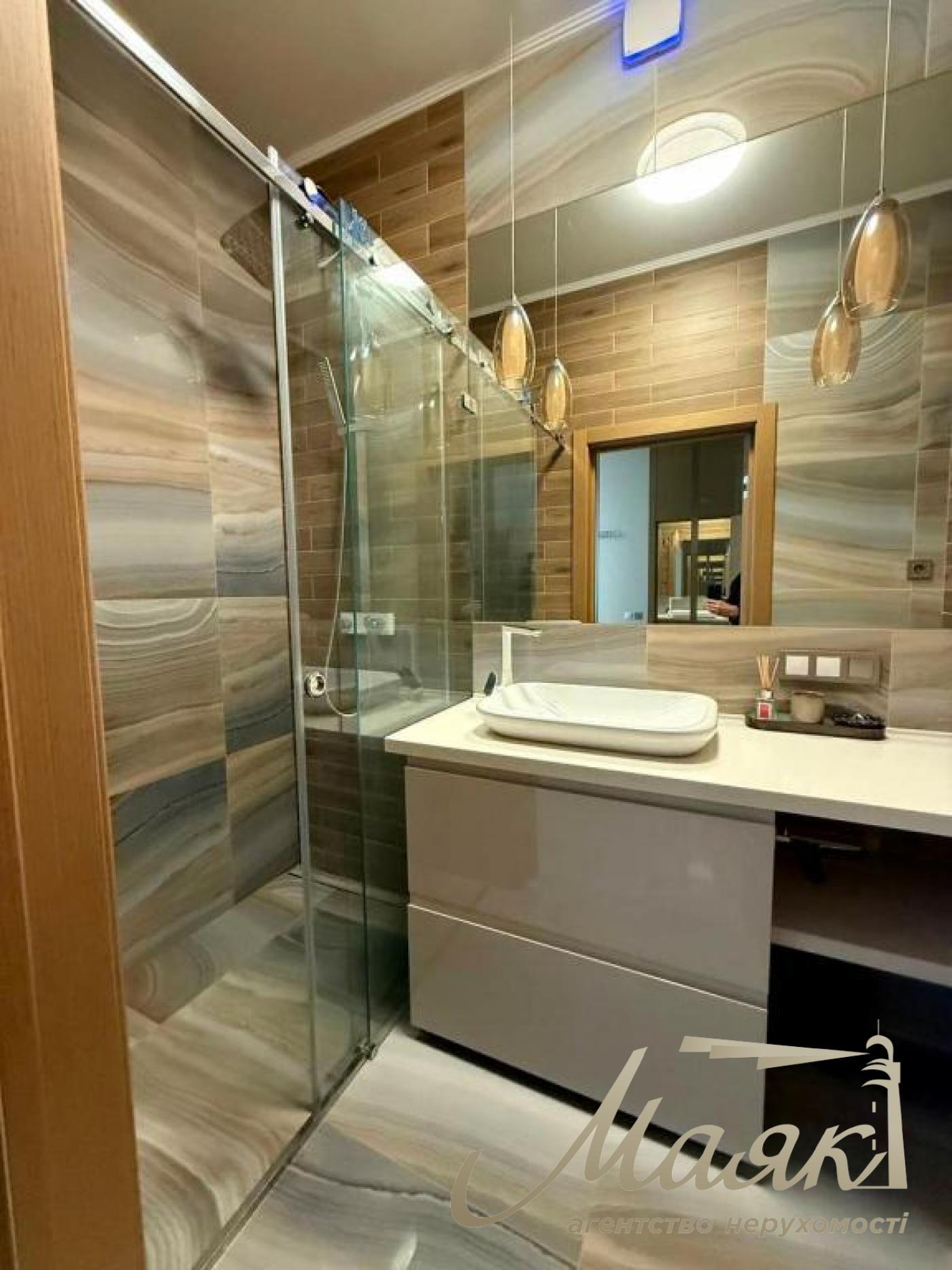 Rent 2-bedroom apartment in the historical center, Koninsky St. (Turgenevskaya)