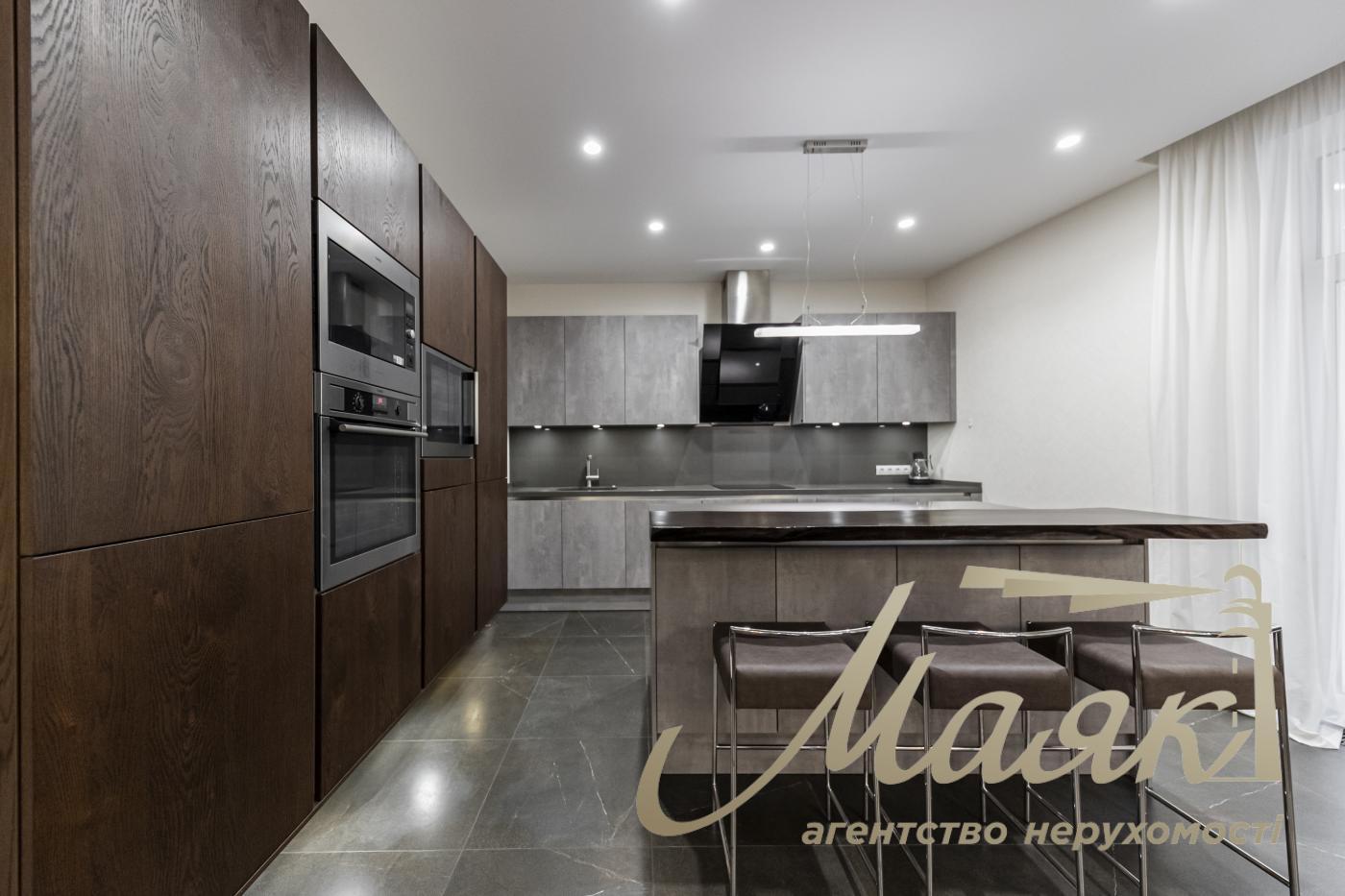 Оренда 4-кімнатної ЖК Французький Квартал, вул. Саперне Поле 12, 164м2