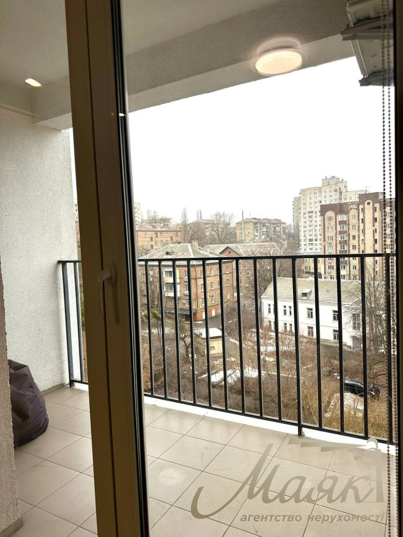 Аренда 1 комнатной квартиры в ЖК Бристоль по ул.Лобановского 144, метро Демеевская.