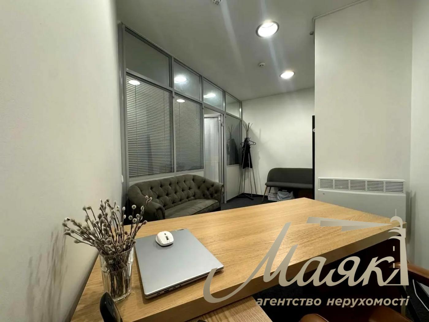 Аренда офиса 240м2 на пр.Берестейский 31, КПИ