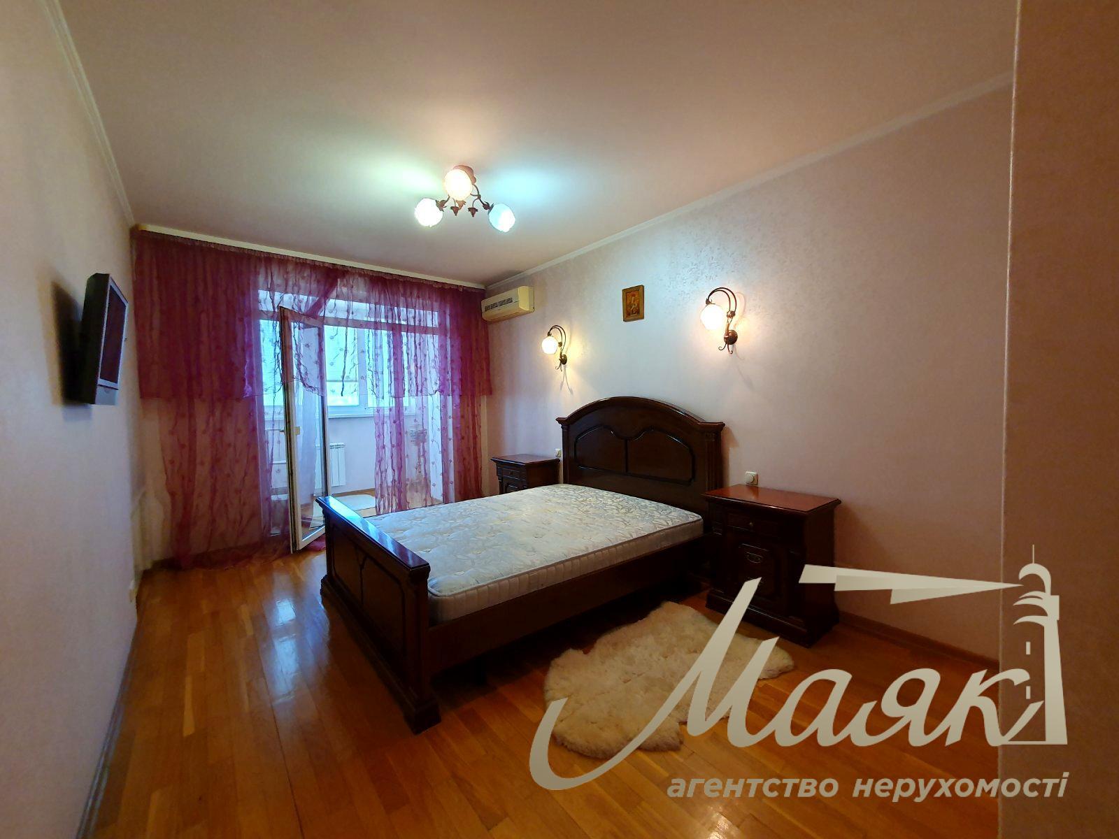 For sale 3-room apartment 107m2, Poznyaki, Anna Akhmatova str. 16-B, Darnytskyi district