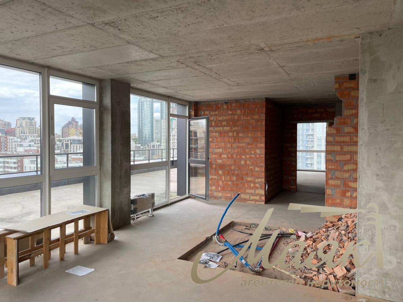 Французький квартал 2 унікальна квартира з терасою унікальна квартира з терасою