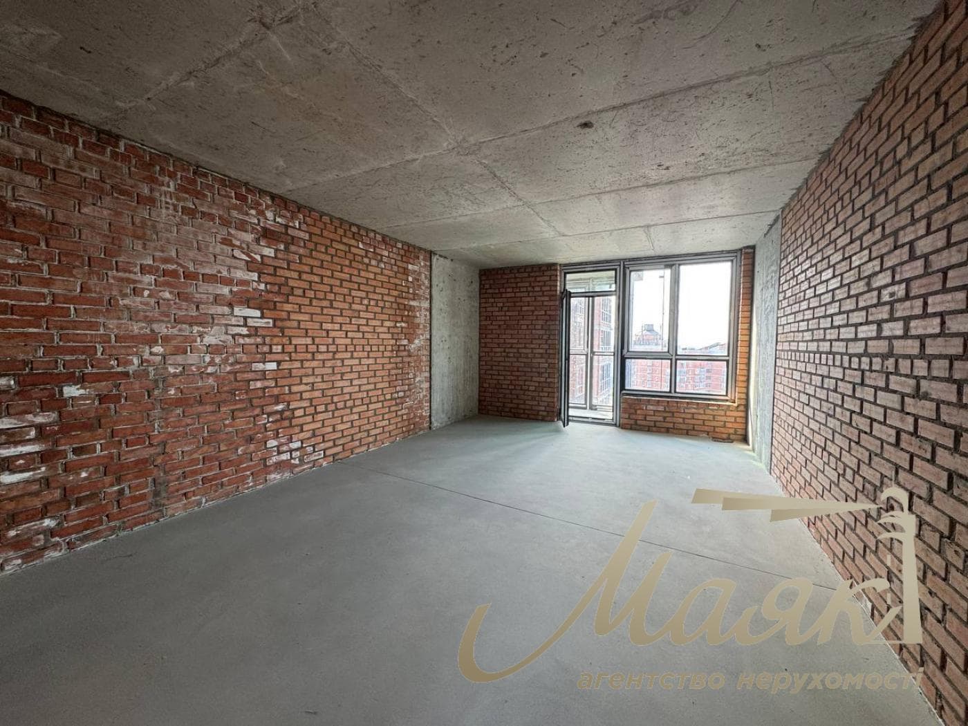 Продаж 4-кімнатної квартири площею 191 м², пентхаус, ЖК «Максима»