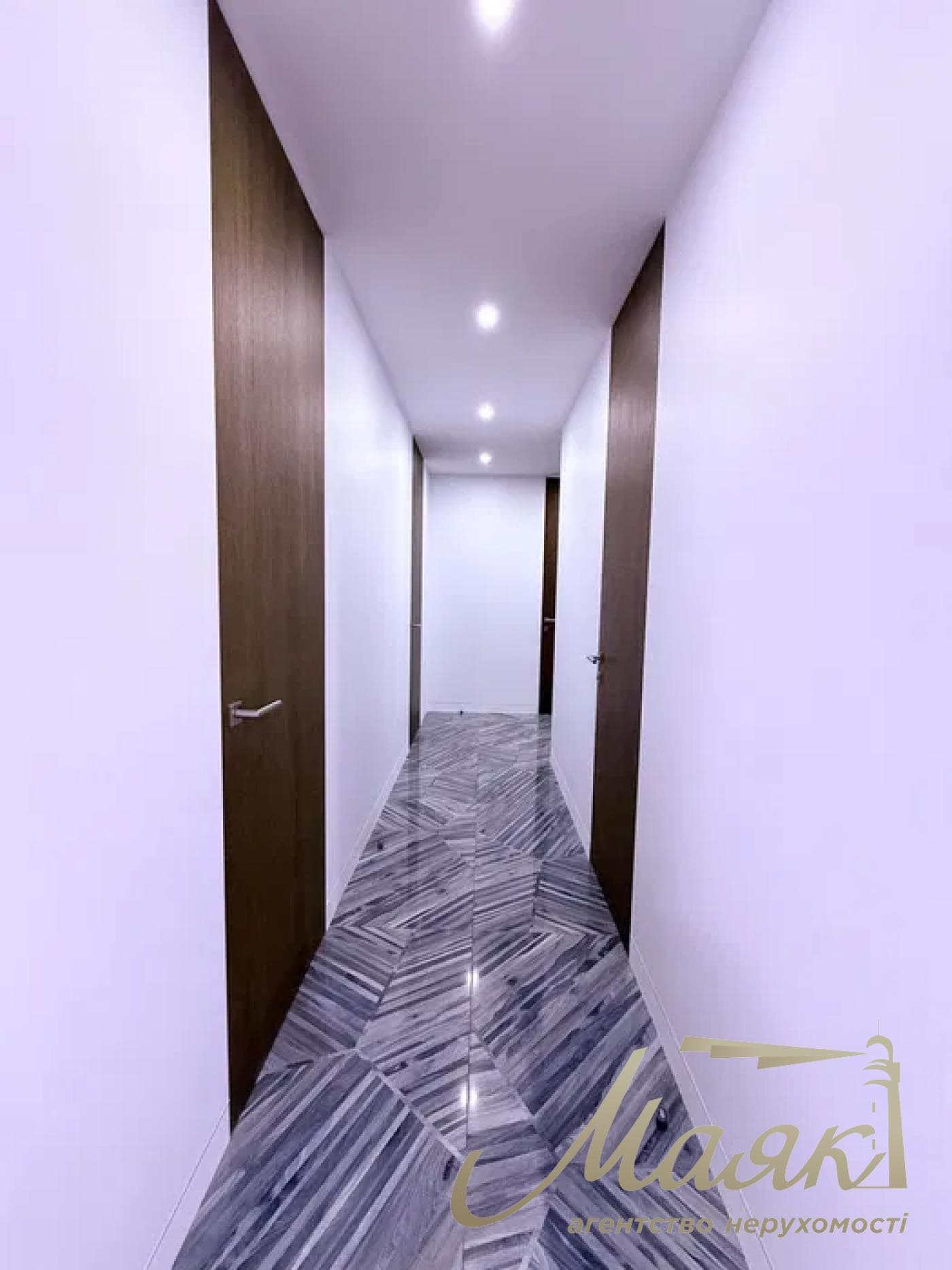Продаж 3-кімнатної квартири в ЖК Central Park, 73м², Печерський район, Київ
