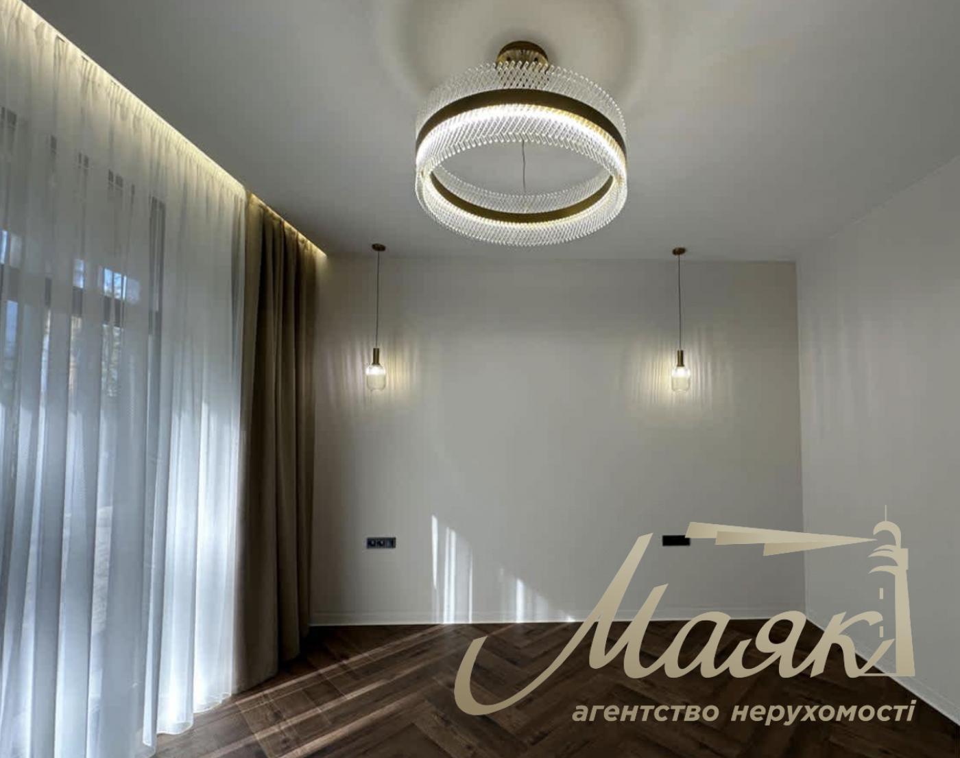 Продажа 2х-этажного дома  200м2 в с. Ходосовка в КГ "Нова Ходосовка" , Киево-Святошинский район