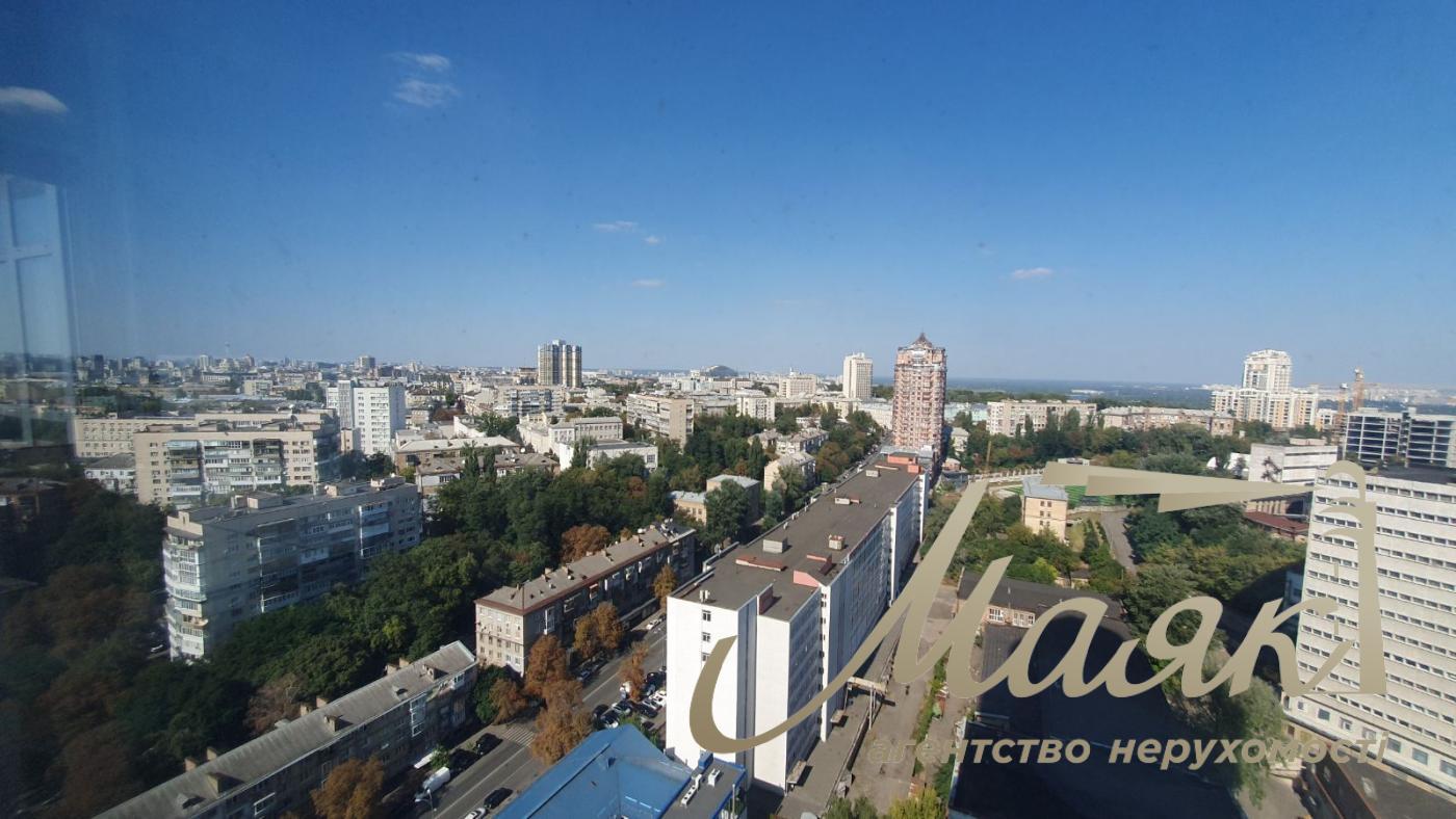 Аренда офиса 165м2 в ЖК на Кловском спуске 7, Печерский район.