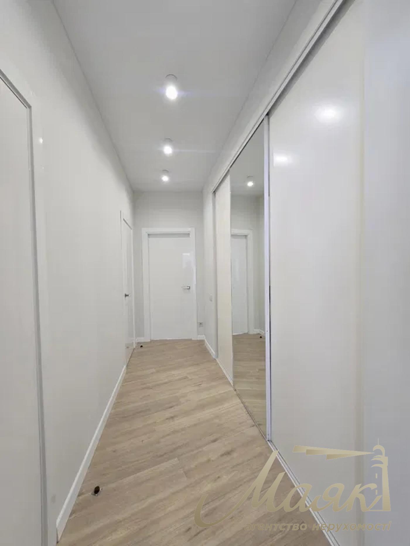Продаж 4-кімнатної квартири ЖК Busov Hill, вул. Бусловська
