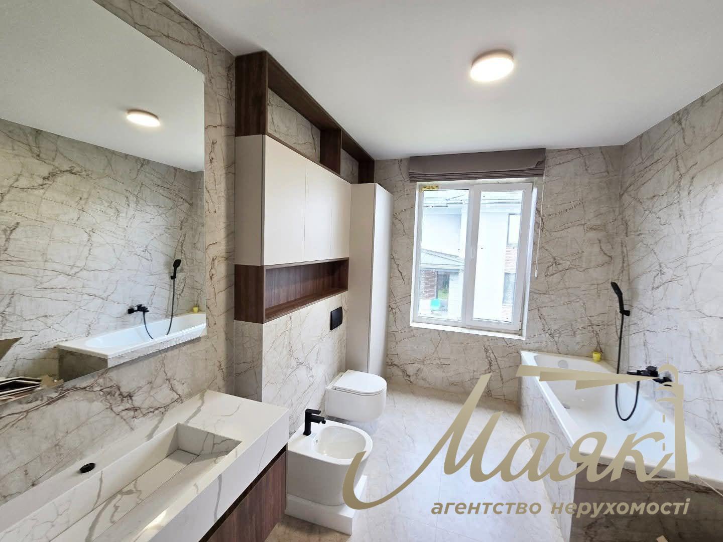 Продаж будинку в Ходосівці 196 кв.м у КТ Мануфактура