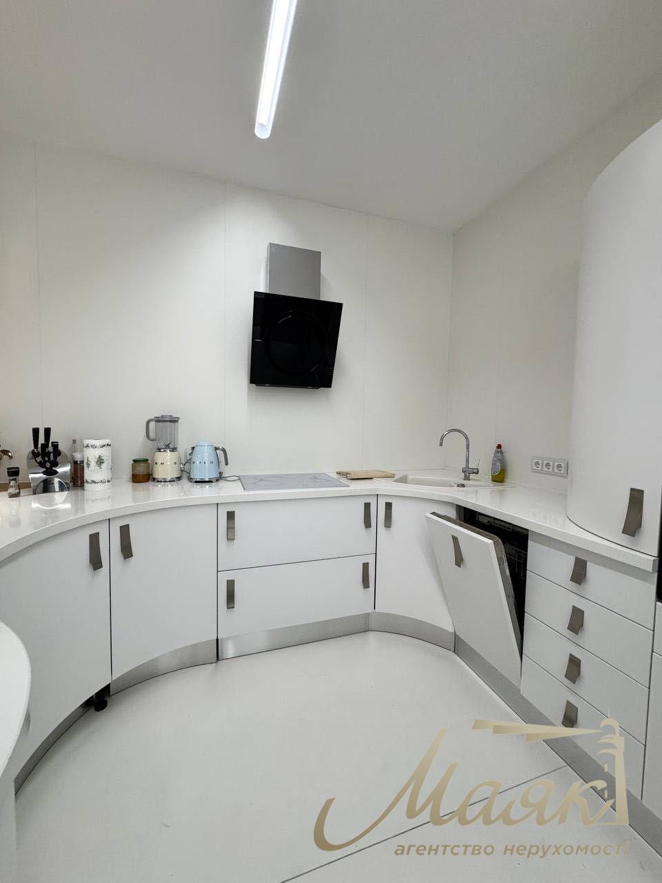 Продаж пентхауса 262 м2 у престижному ЖК Новопечерские Липки, ул. Драгомирова/Верхогляда, Печерский район, Киев