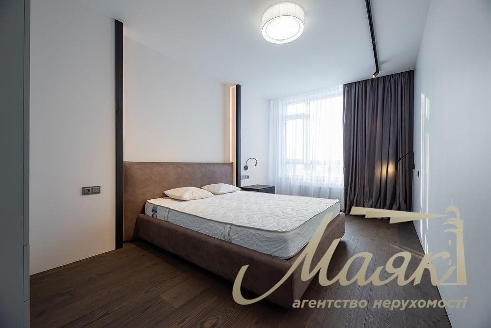 Продаж 3-кімнатної квартири в ЖК Central Park. Печерський район