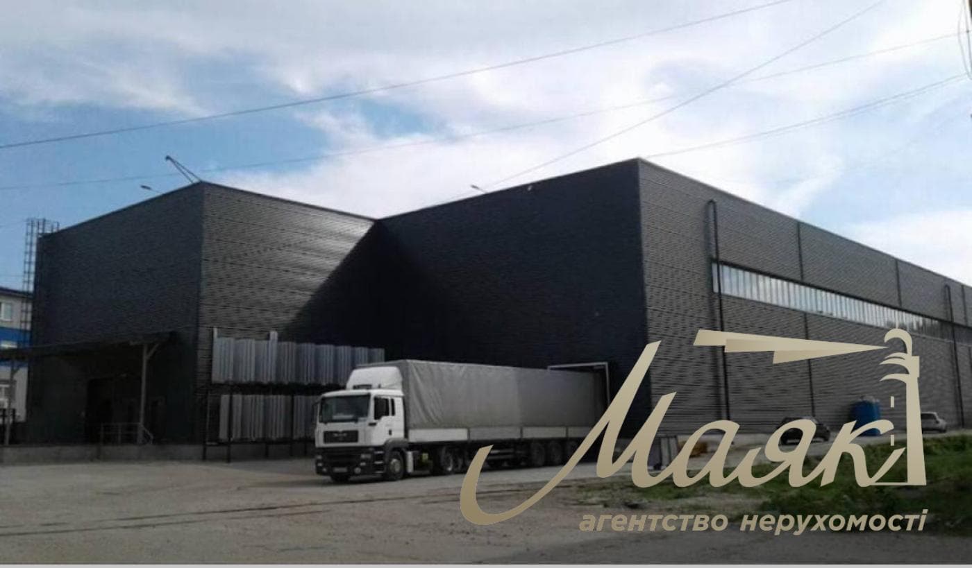 7,270 m² Warehouse for Sale, 102 Kirilovskaya Street
