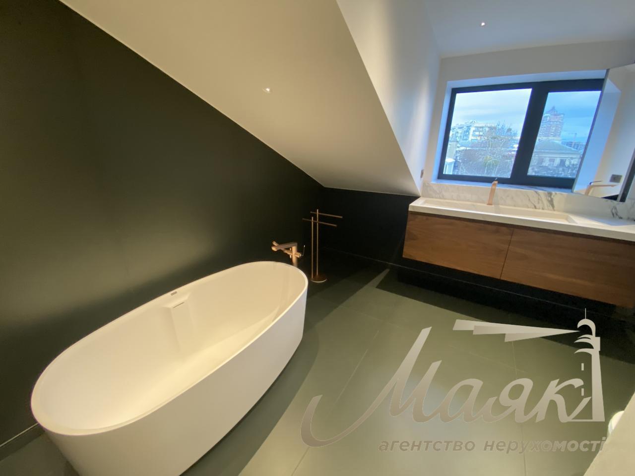 Продажа  апартаментов в историческом центре ул. Богомольца 278м2